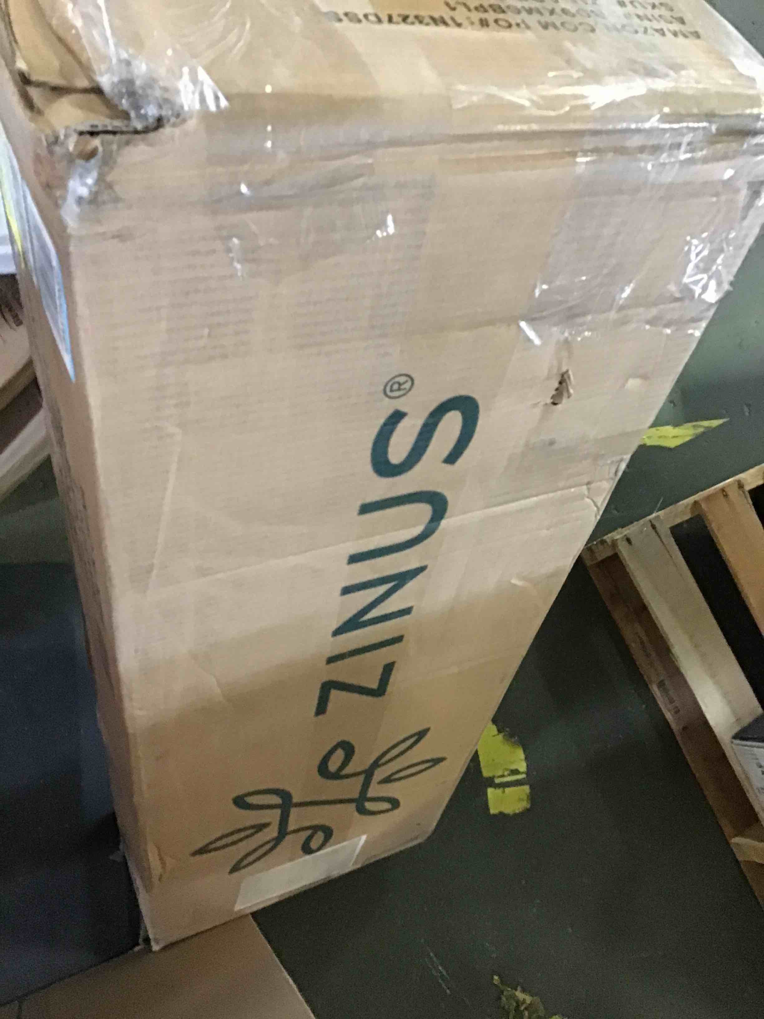 https://s3.amazonaws.com/lotting-images-prod/bidfta/YEL5112040_1693425520879.jpeg