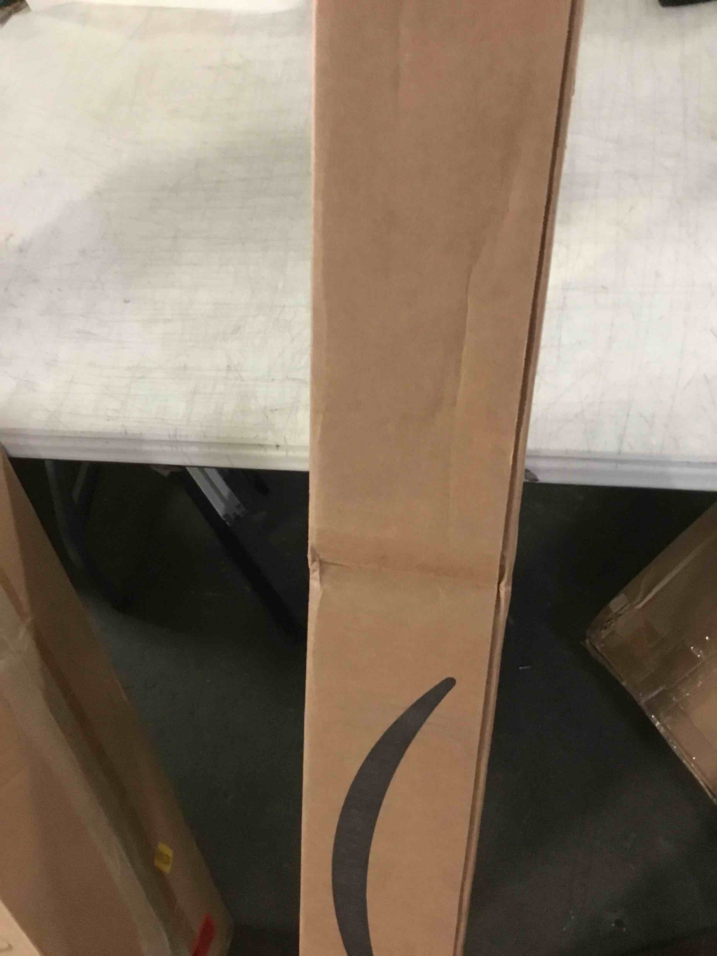 https://s3.amazonaws.com/lotting-images-prod/bidfta/YEL5112085_1693485134149.jpeg