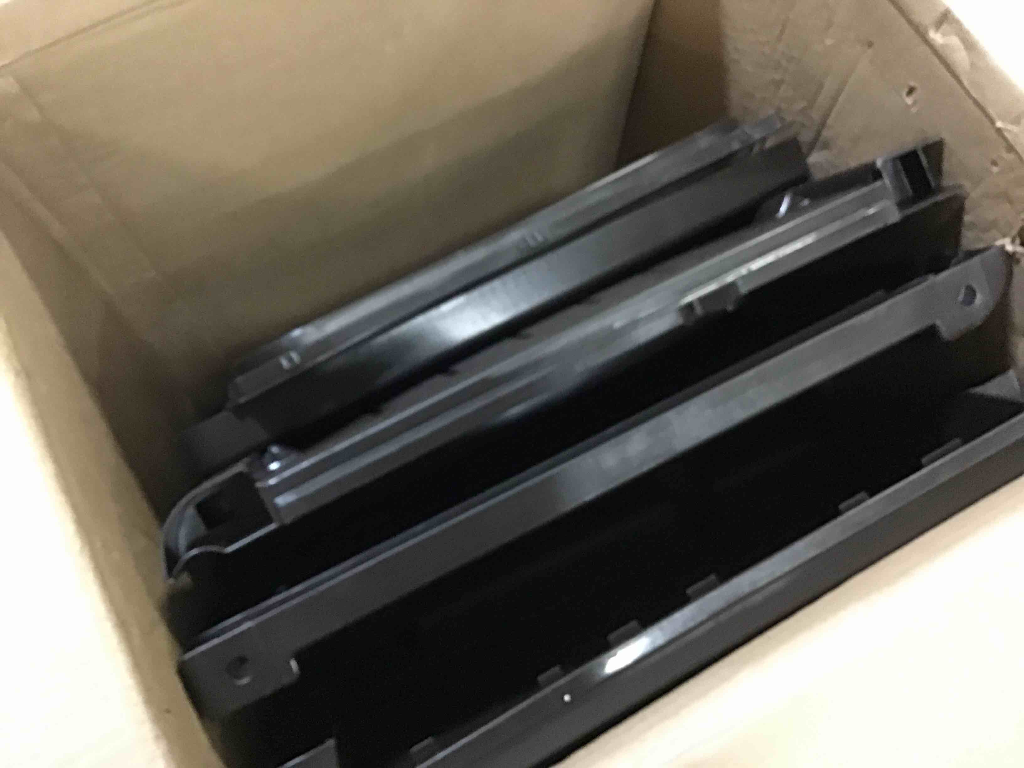 https://s3.amazonaws.com/lotting-images-prod/bidfta/YEL5112431_1694006879447.jpeg