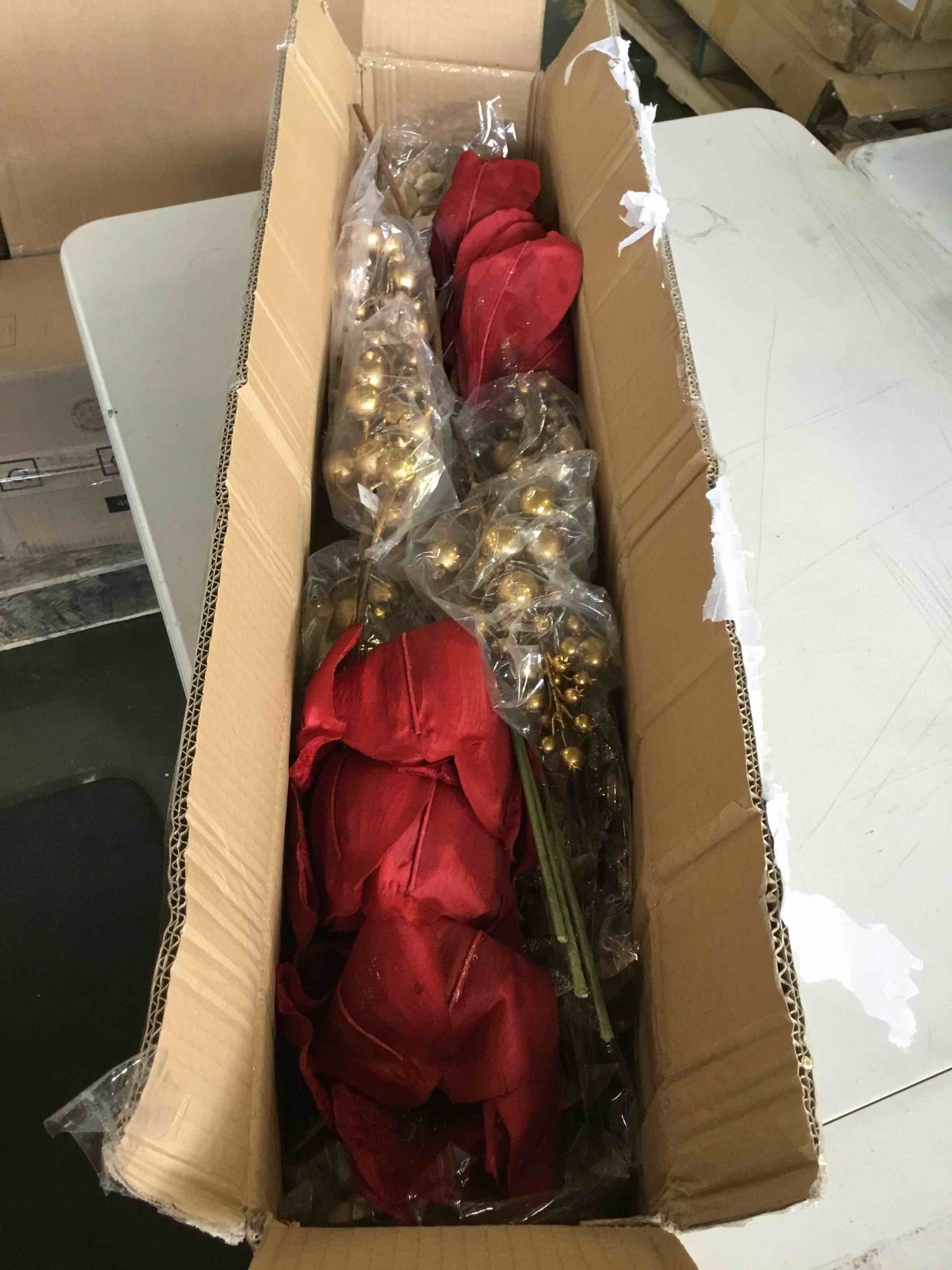 https://s3.amazonaws.com/lotting-images-prod/bidfta/YEL5112958_1692385438412.jpeg