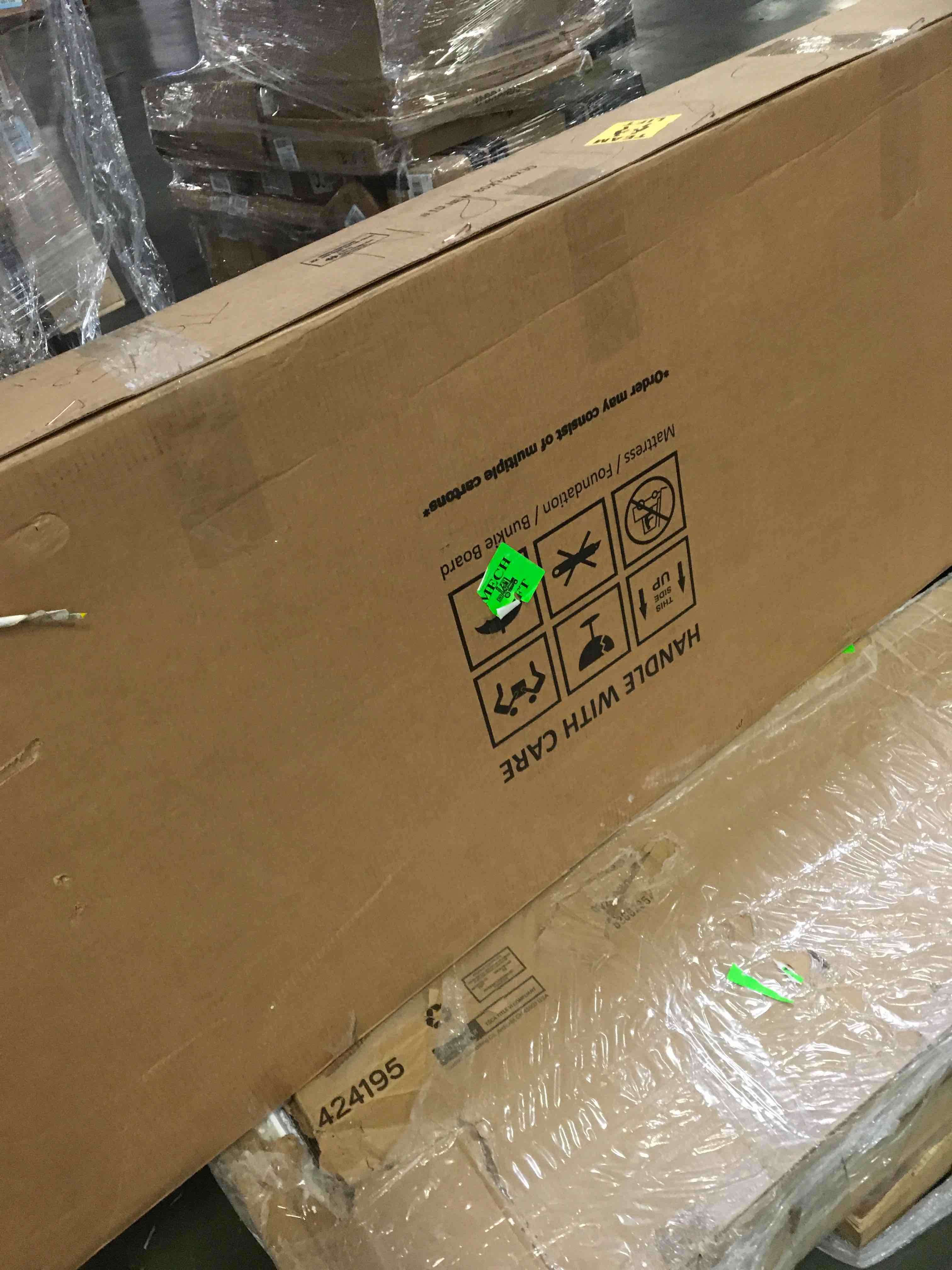https://s3.amazonaws.com/lotting-images-prod/bidfta/YEL5114079_1692962021807.jpeg