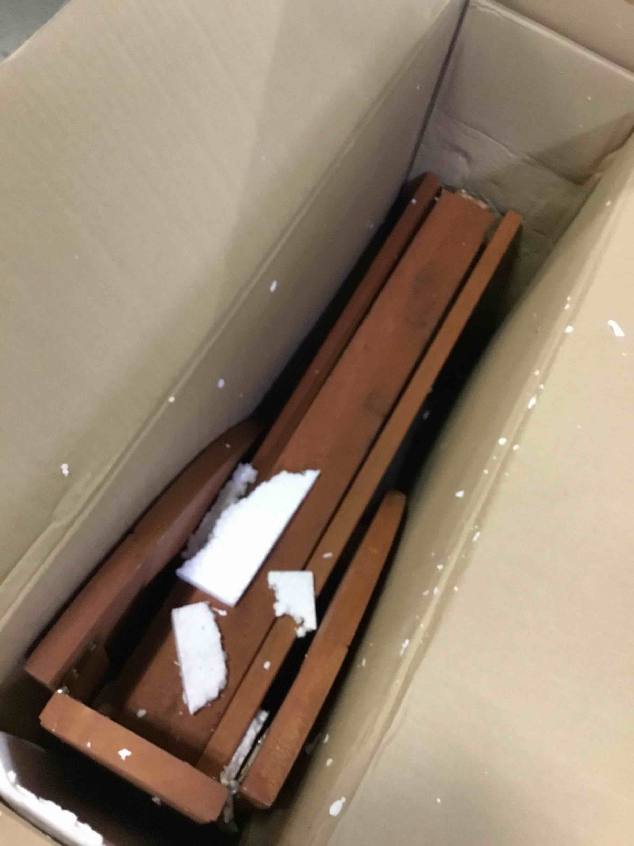 https://s3.amazonaws.com/lotting-images-prod/bidfta/YEL5114291_1693057706818.jpeg