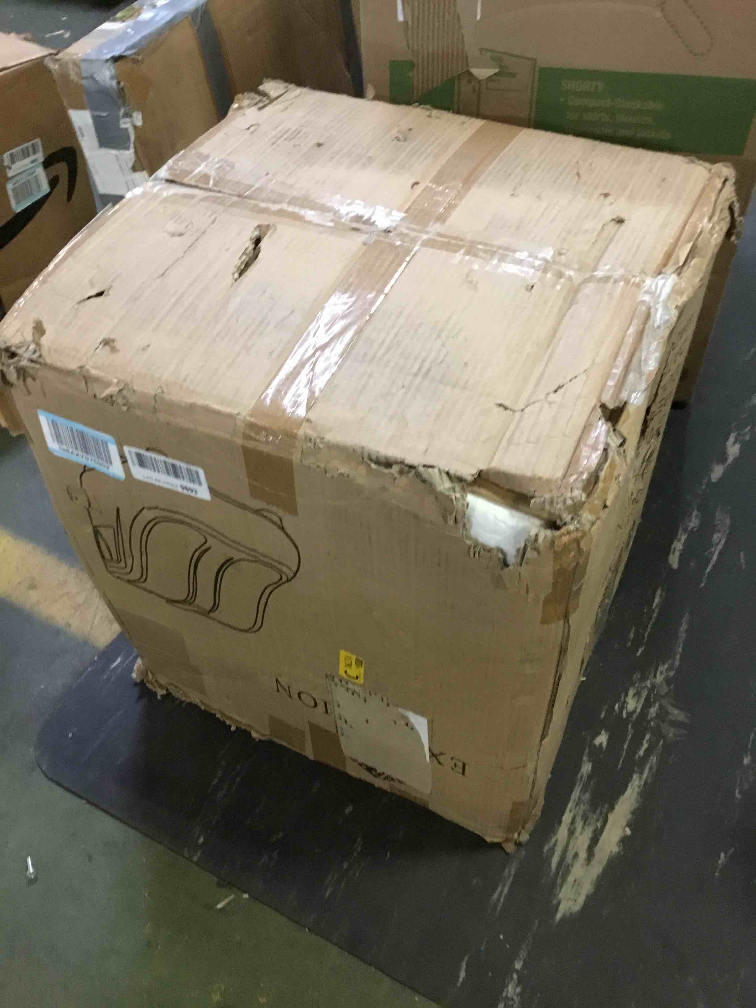 https://s3.amazonaws.com/lotting-images-prod/bidfta/YEL5114298_1693058442101.jpeg