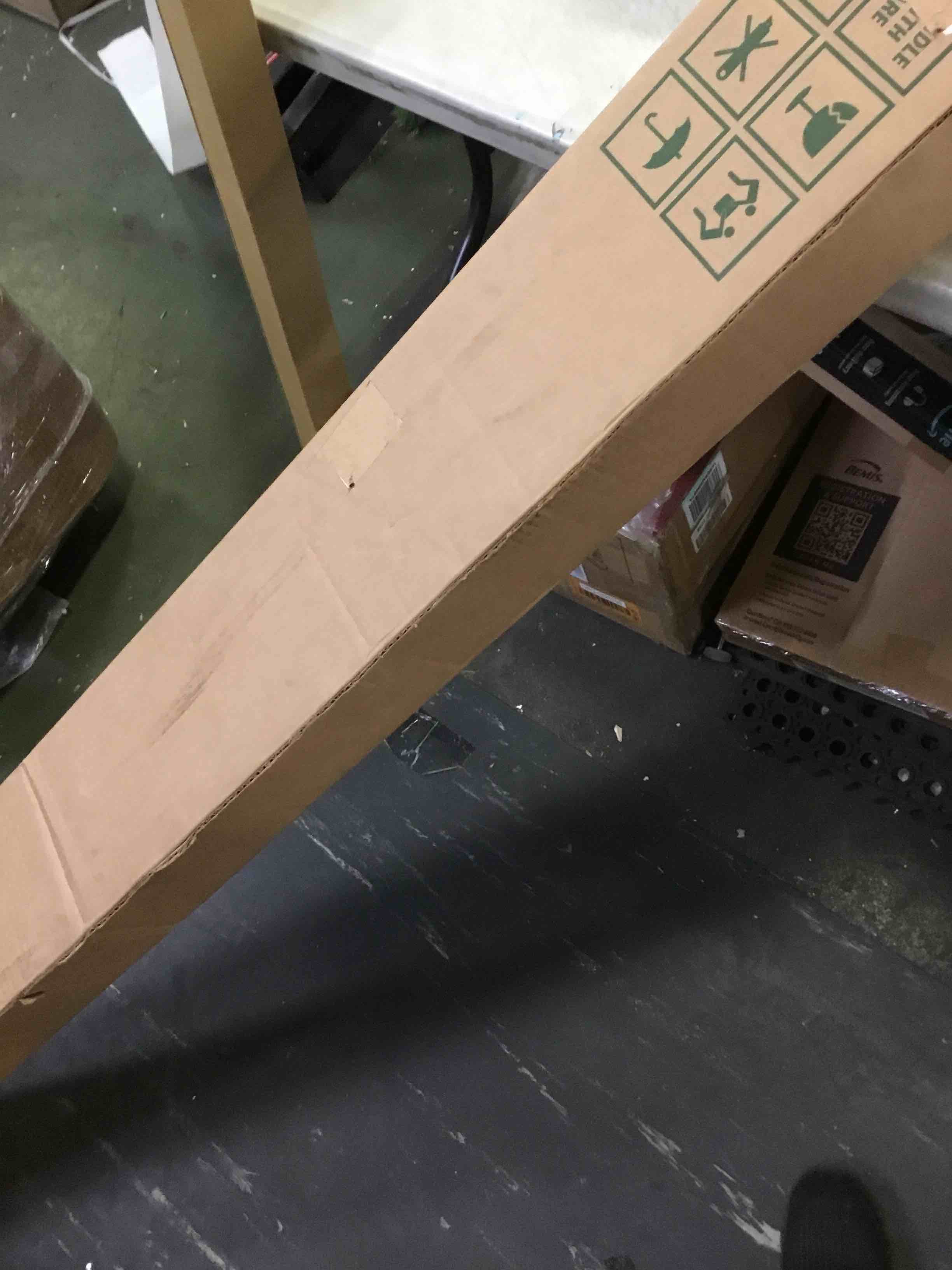 https://s3.amazonaws.com/lotting-images-prod/bidfta/YEL5114302_1693058809021.jpeg