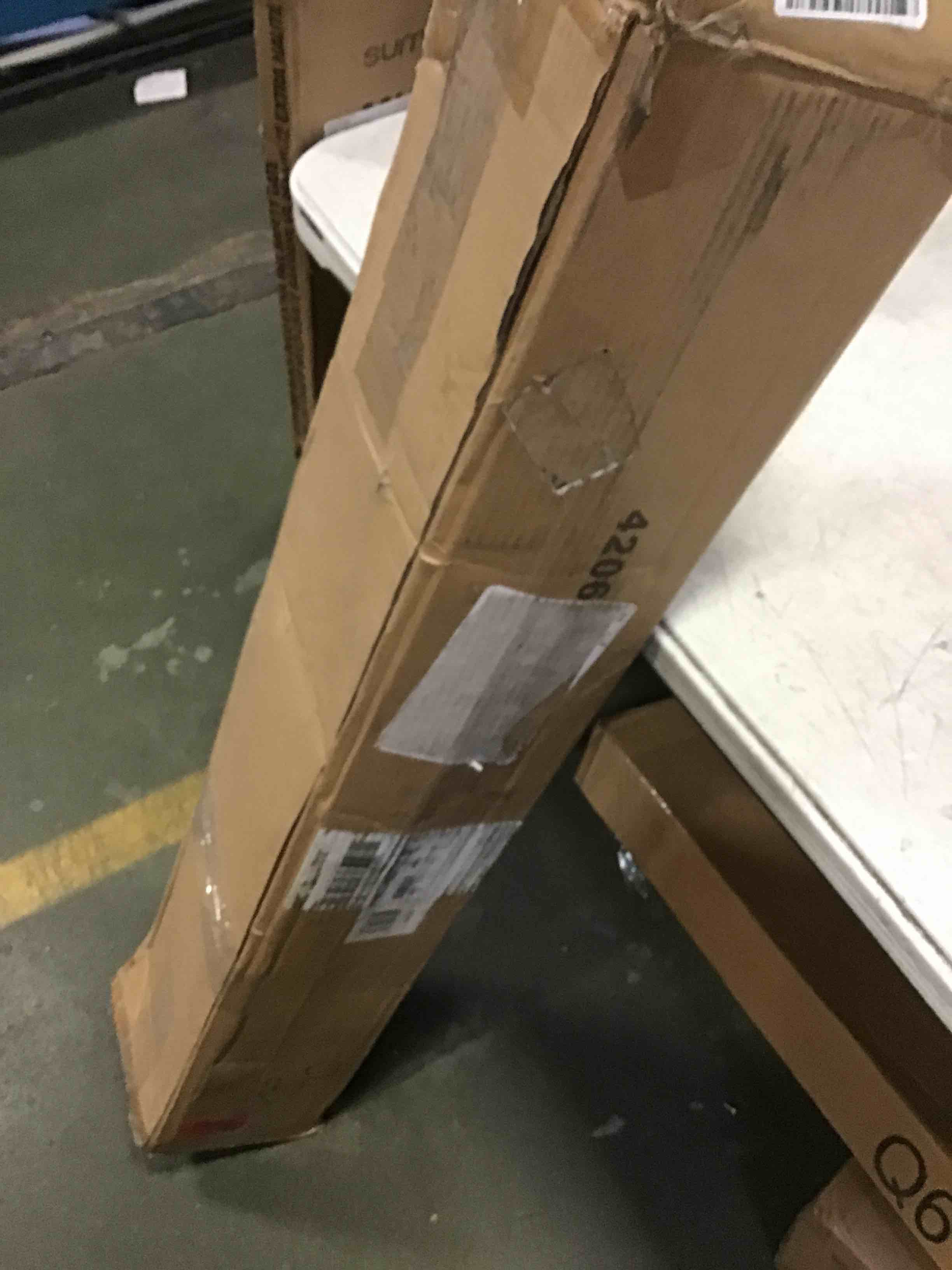 https://s3.amazonaws.com/lotting-images-prod/bidfta/YEL5115025_1693918215886.jpeg