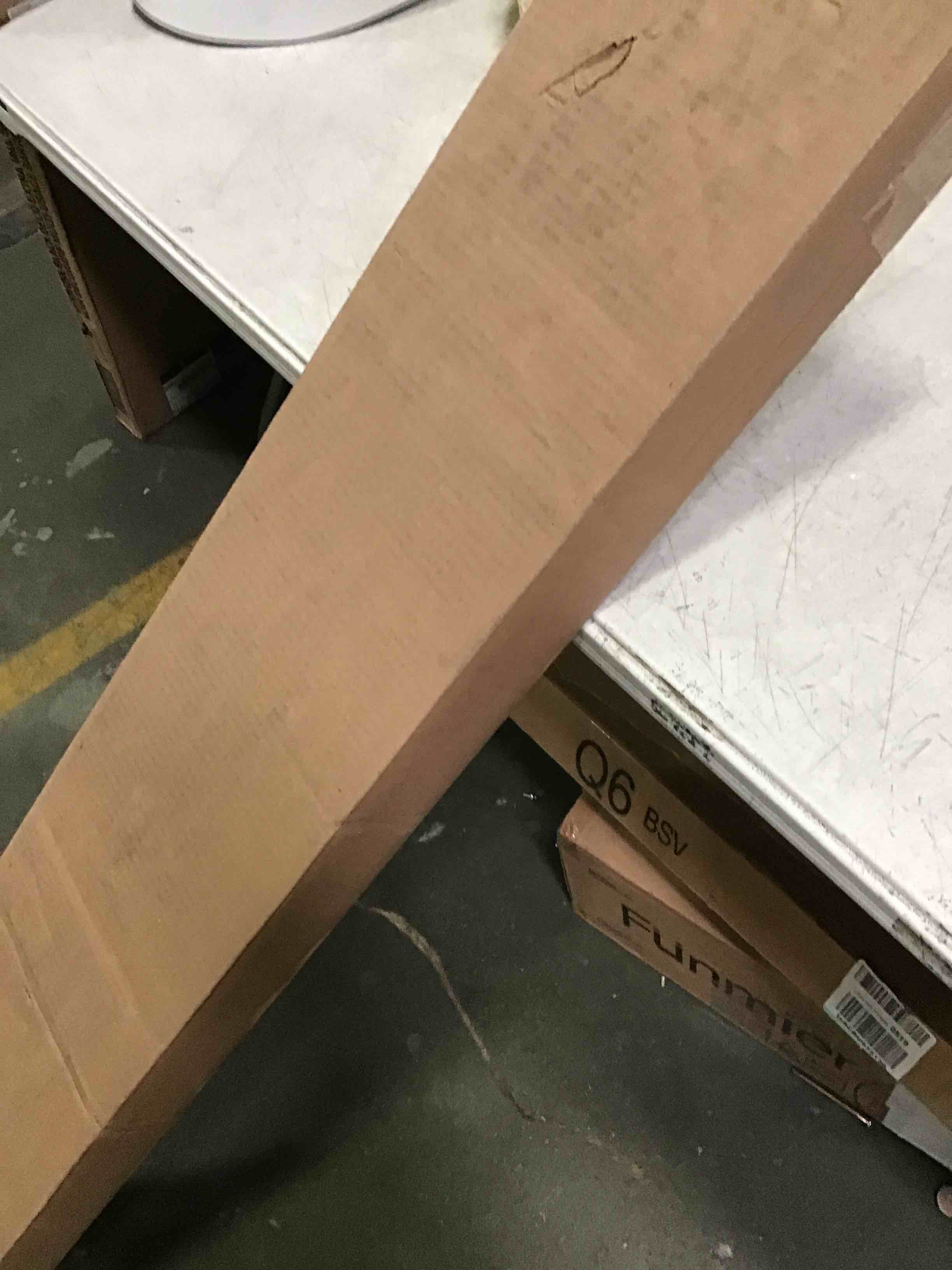 https://s3.amazonaws.com/lotting-images-prod/bidfta/YEL5115034_1693920022698.jpeg