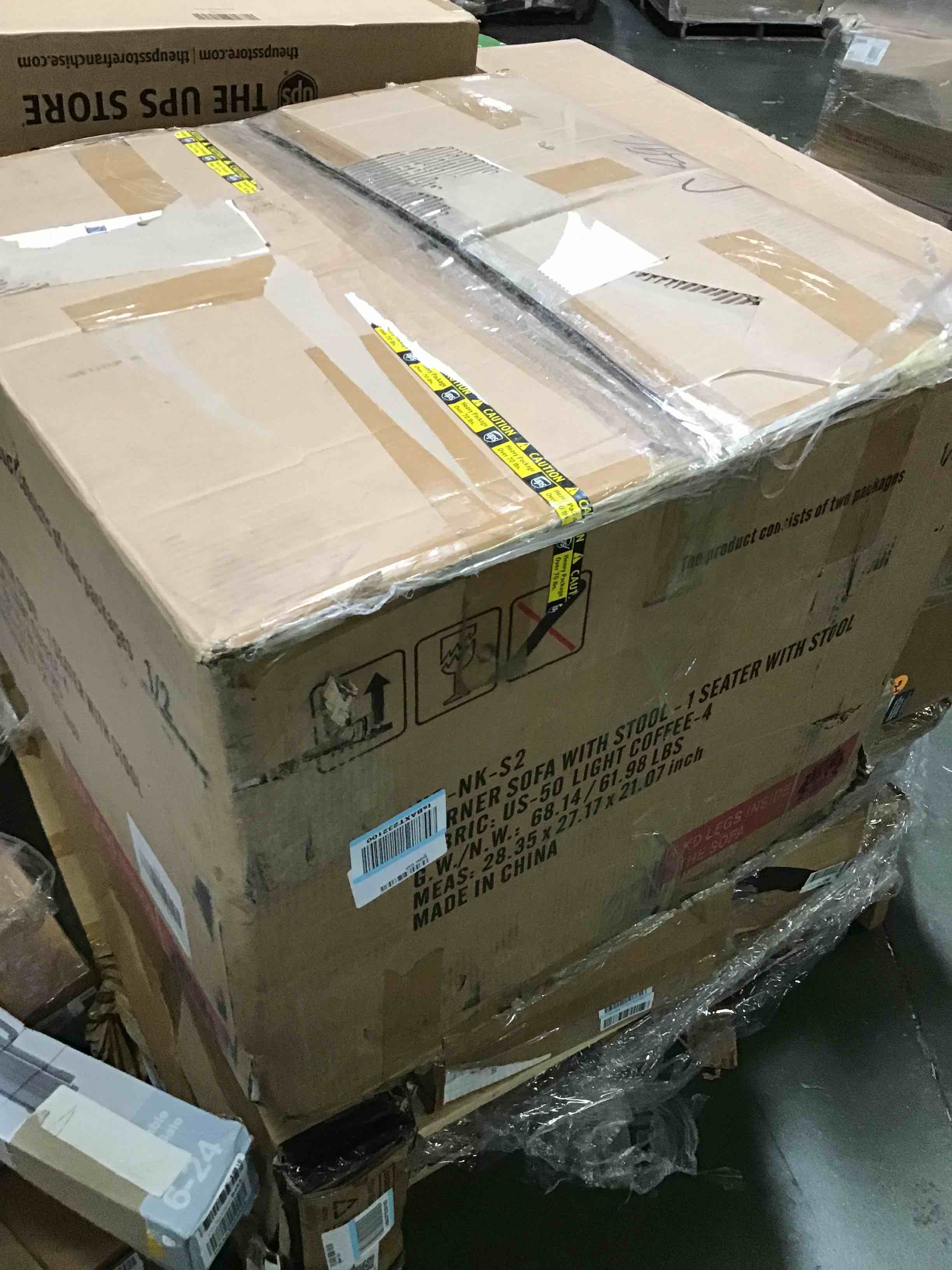 https://s3.amazonaws.com/lotting-images-prod/bidfta/YEL5115111_1693935115691.jpeg