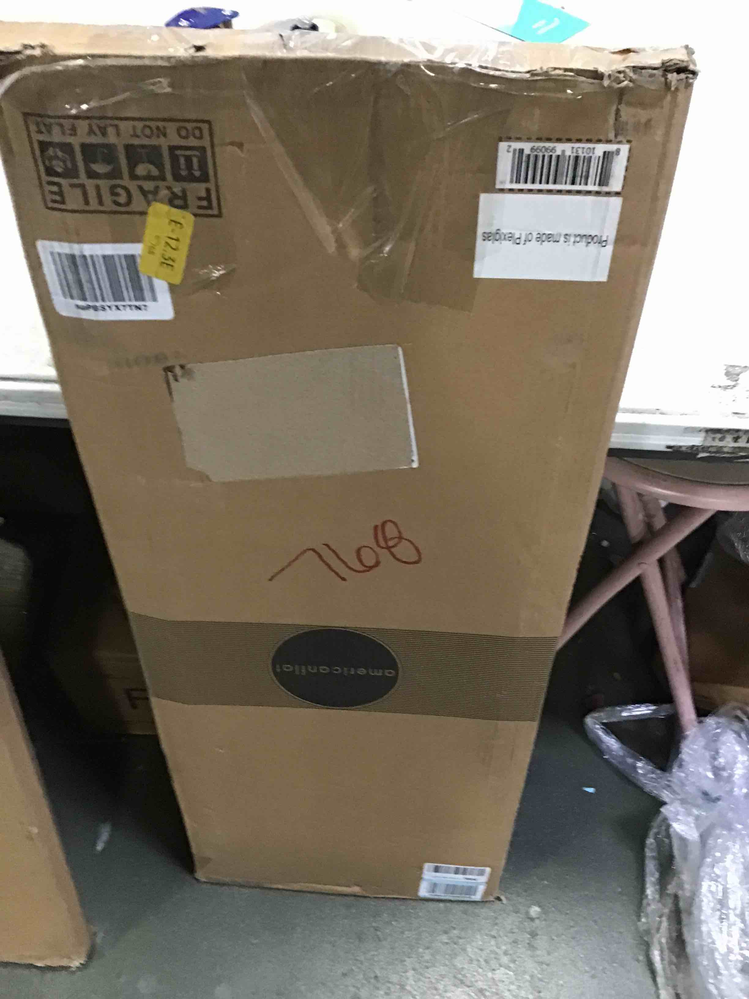 https://s3.amazonaws.com/lotting-images-prod/bidfta/YEL5115172_1693944346300.jpeg