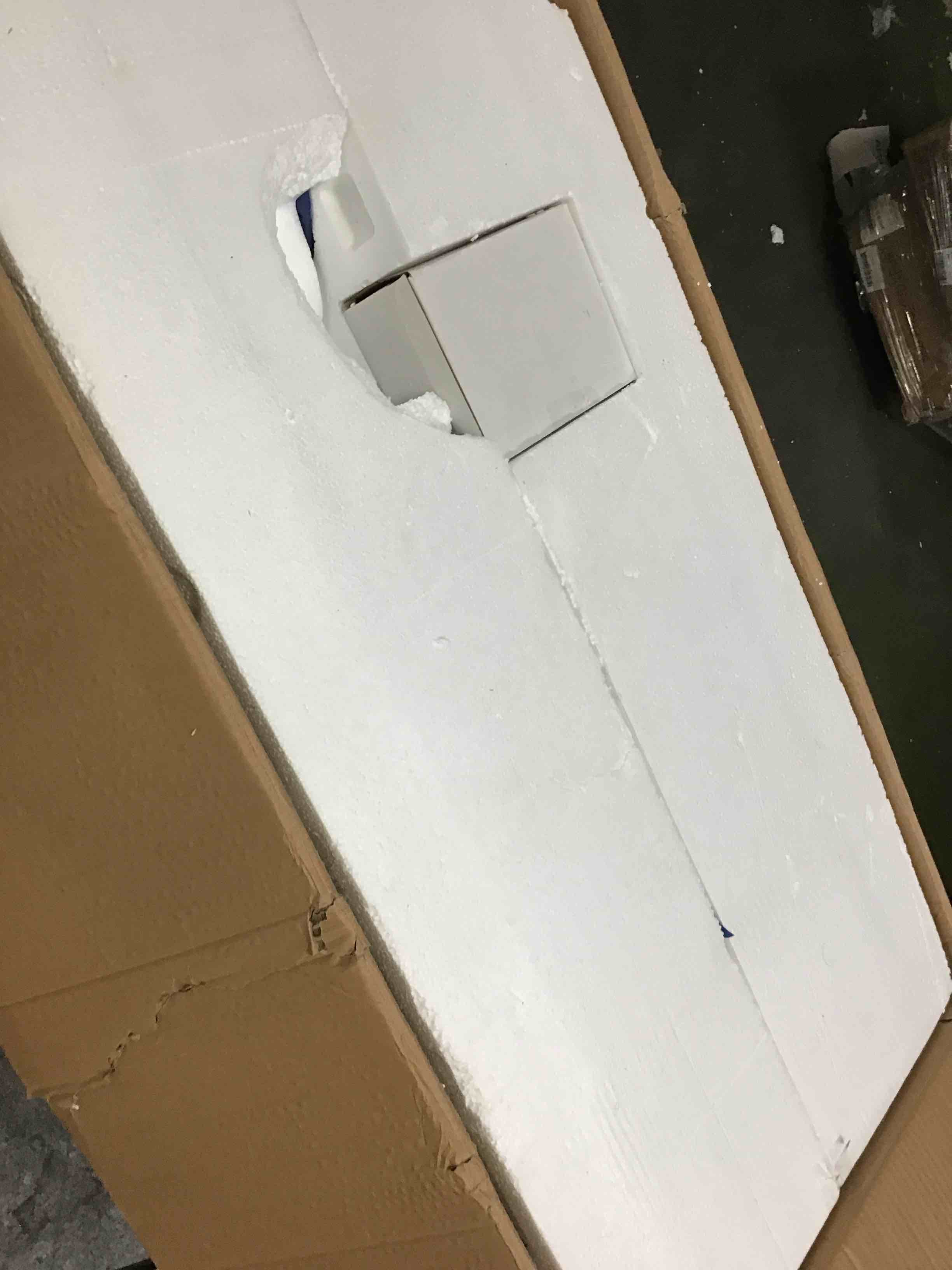 https://s3.amazonaws.com/lotting-images-prod/bidfta/YEL5115231_1694008270643.jpeg
