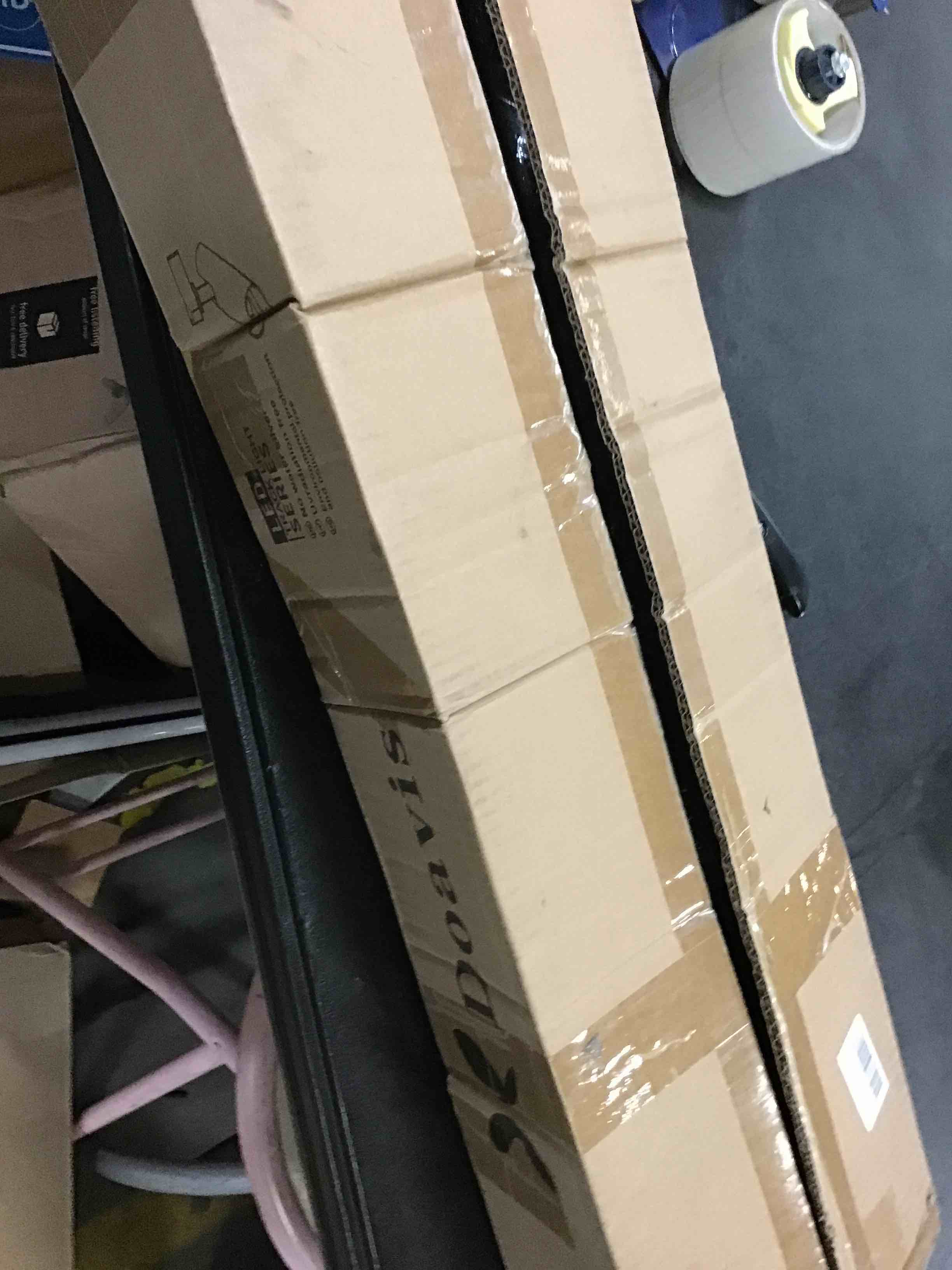 https://s3.amazonaws.com/lotting-images-prod/bidfta/YEL5115340_1694031378529.jpeg