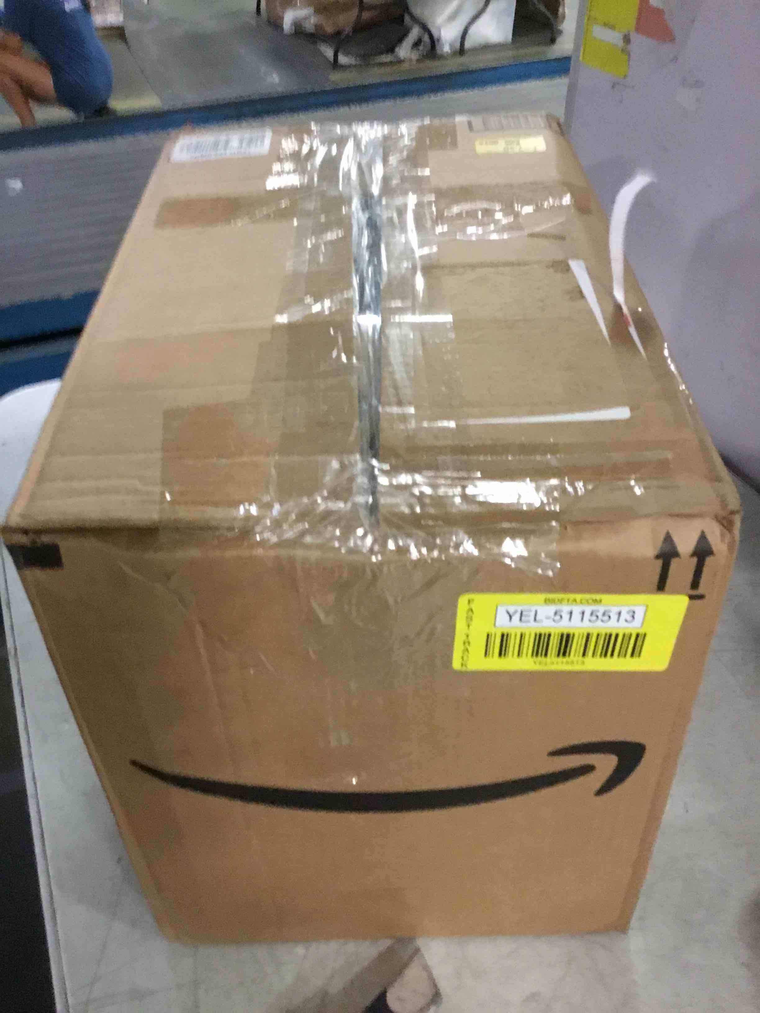 https://s3.amazonaws.com/lotting-images-prod/bidfta/YEL5115513_1692875519647.jpeg