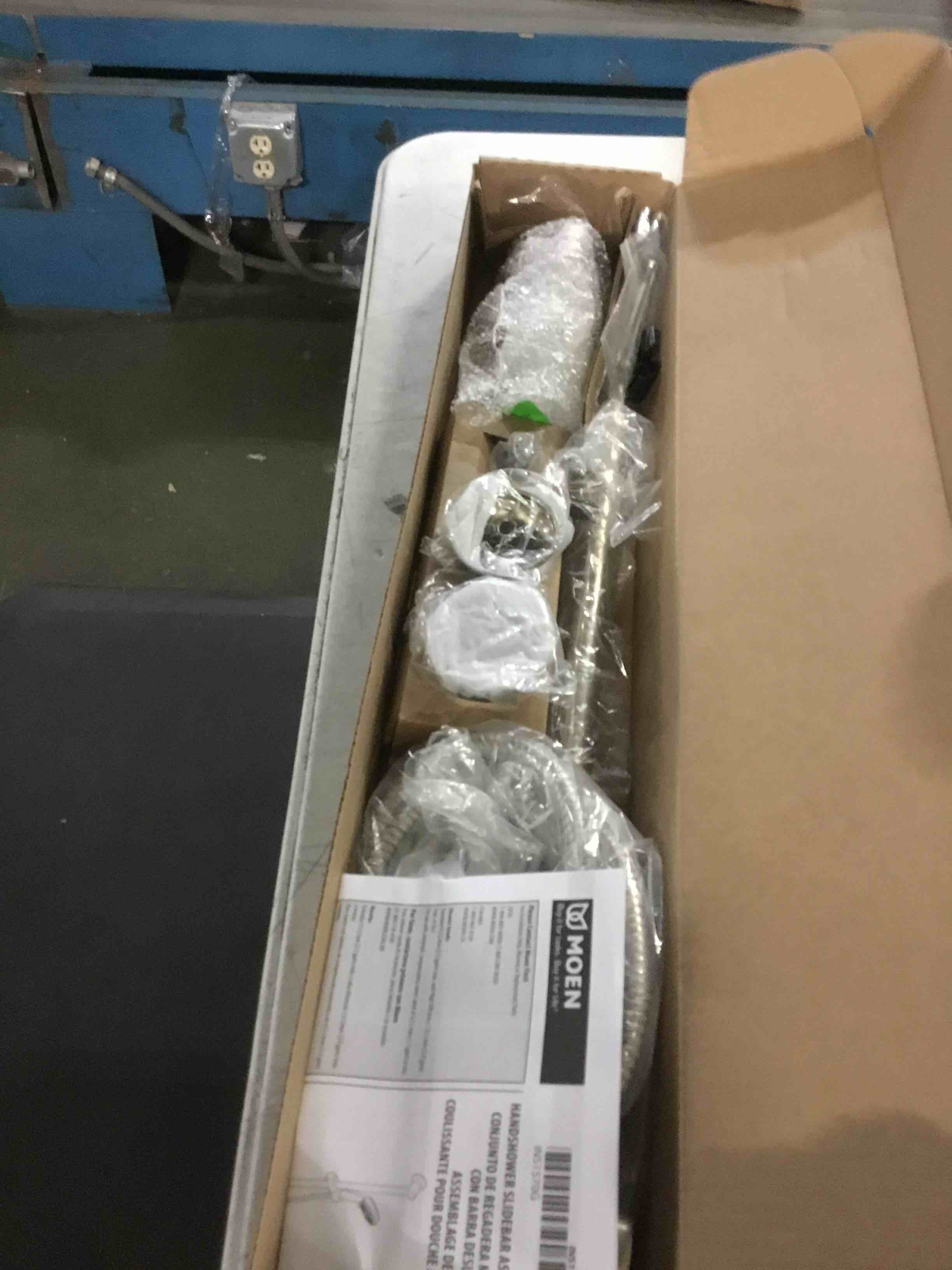 https://s3.amazonaws.com/lotting-images-prod/bidfta/YEL5115527_1692877667467.jpeg