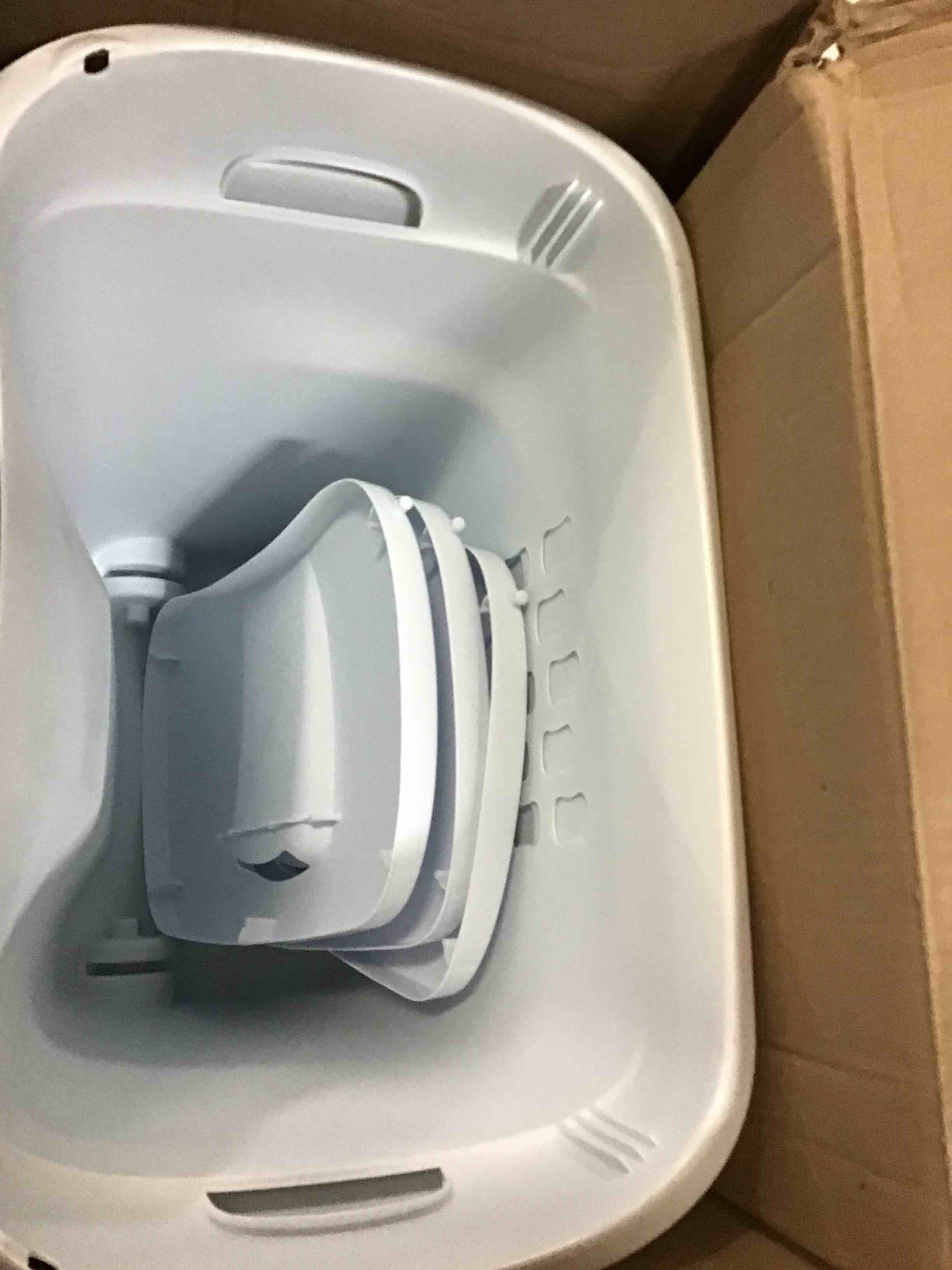 https://s3.amazonaws.com/lotting-images-prod/bidfta/YEL5116240_1693253186291.jpeg