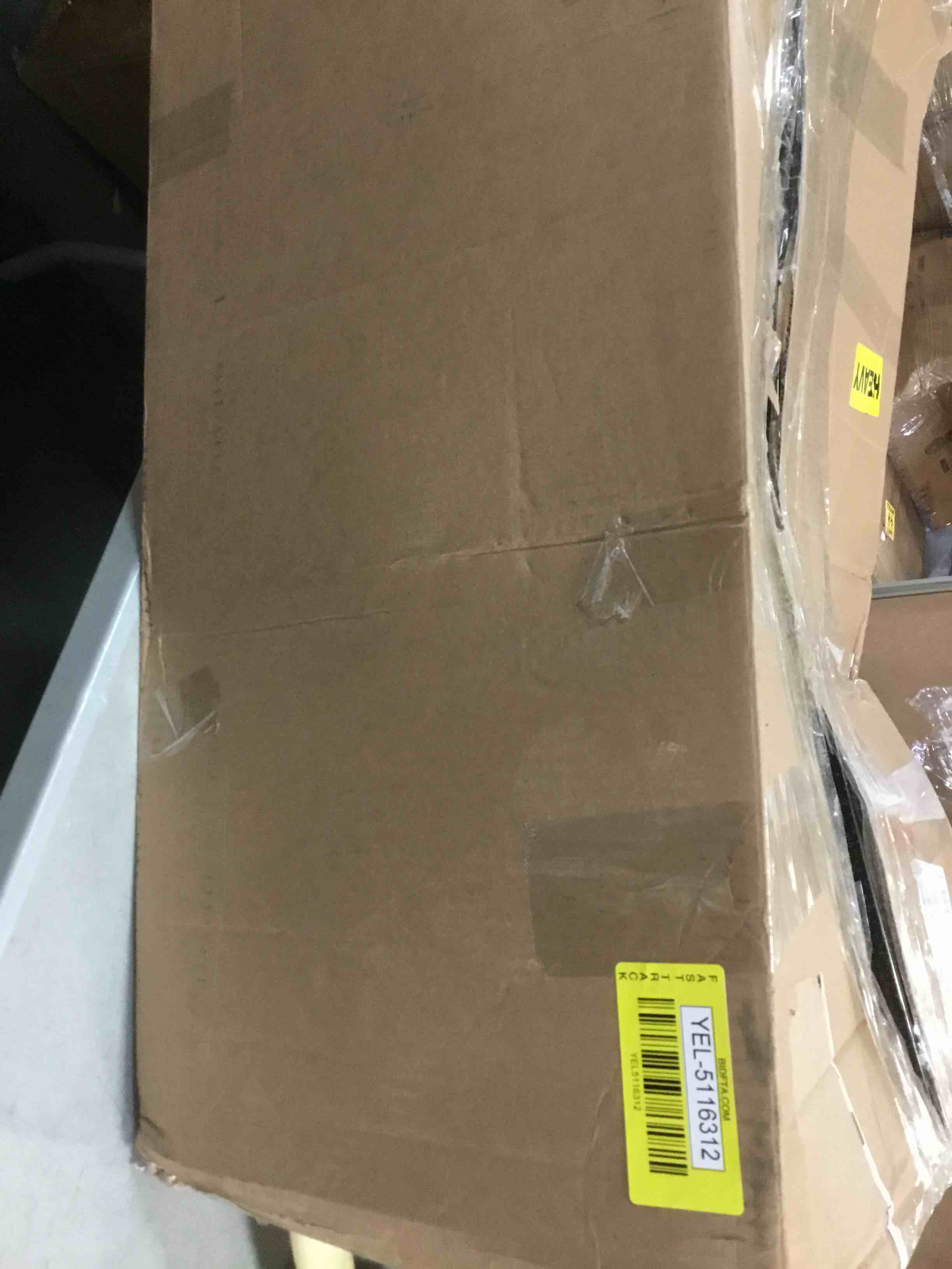 https://s3.amazonaws.com/lotting-images-prod/bidfta/YEL5116312_1693315469399.jpeg