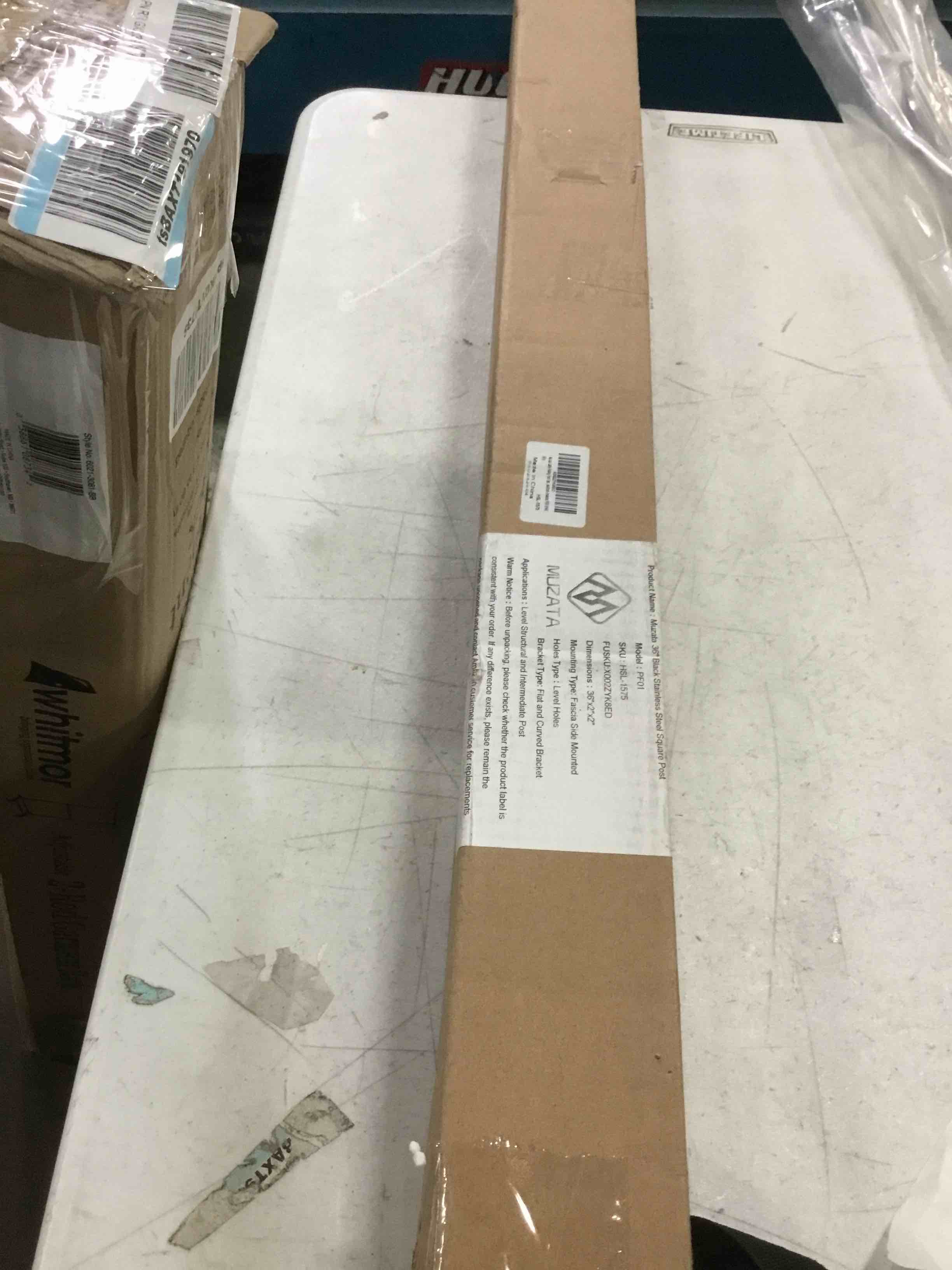 https://s3.amazonaws.com/lotting-images-prod/bidfta/YEL5116483_1693406328095.jpeg