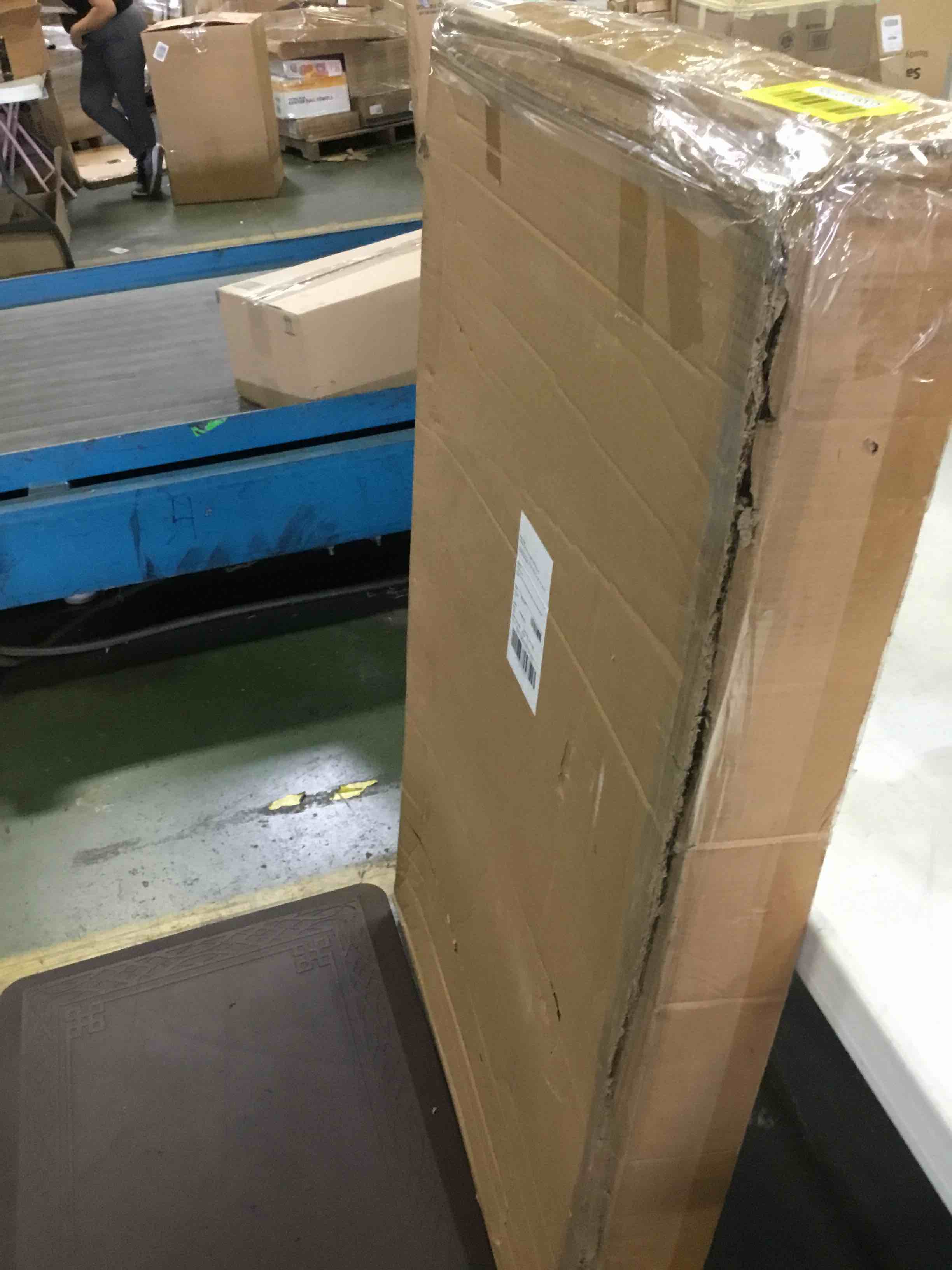 https://s3.amazonaws.com/lotting-images-prod/bidfta/YEL5116535_1693418234142.jpeg
