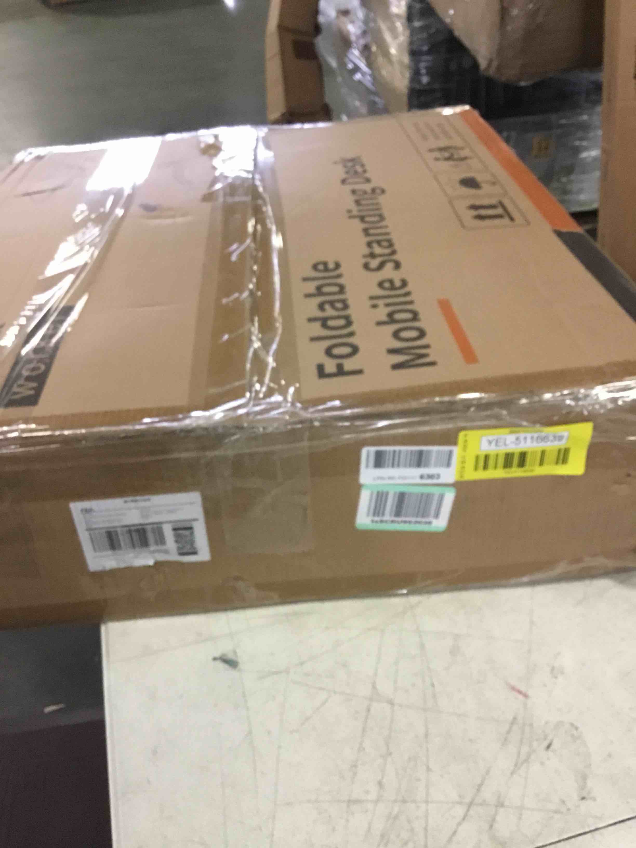 https://s3.amazonaws.com/lotting-images-prod/bidfta/YEL5116639_1693488992712.jpeg