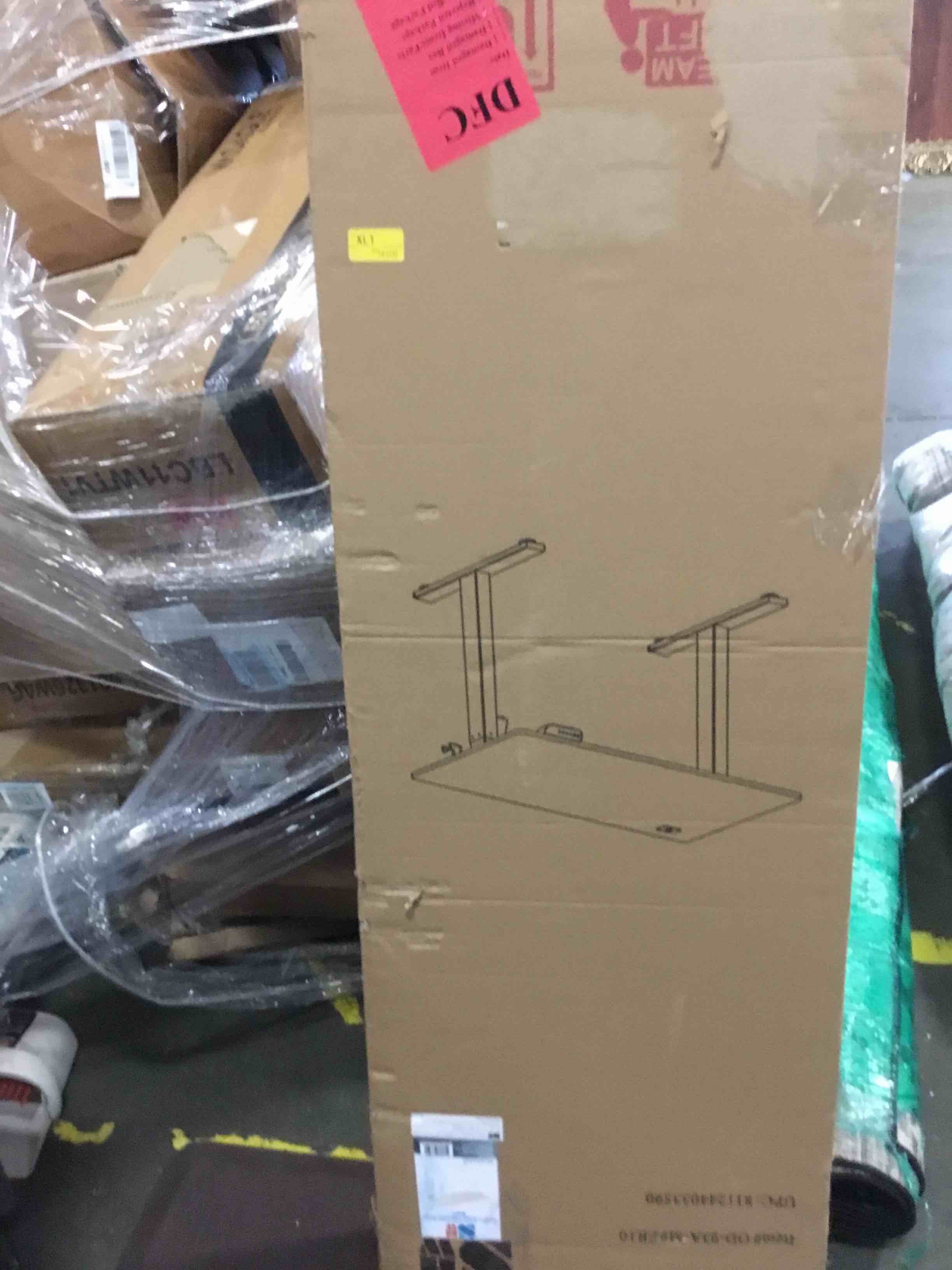 https://s3.amazonaws.com/lotting-images-prod/bidfta/YEL5116744_1693568921114.jpeg