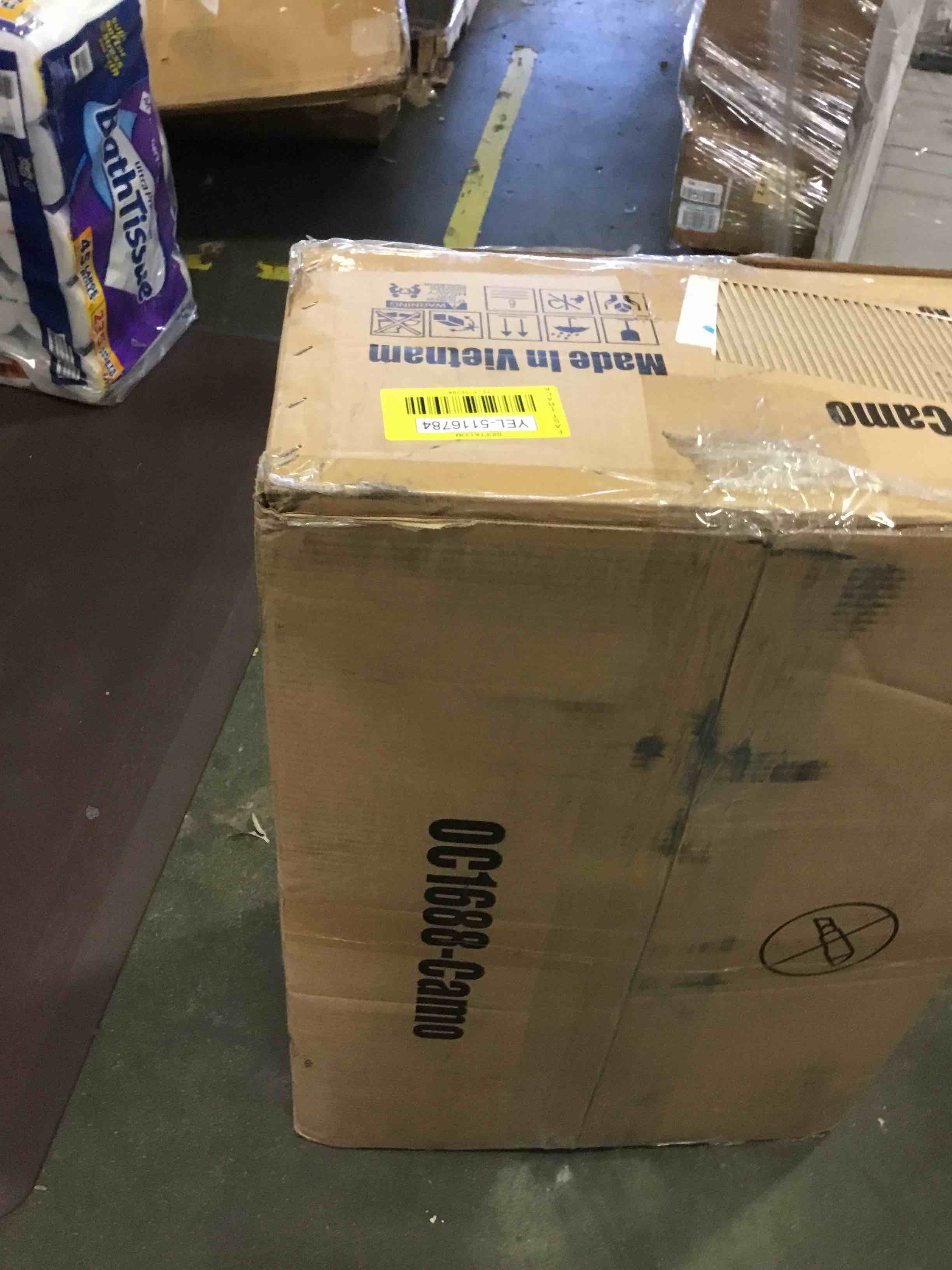 https://s3.amazonaws.com/lotting-images-prod/bidfta/YEL5116784_1693580126493.jpeg