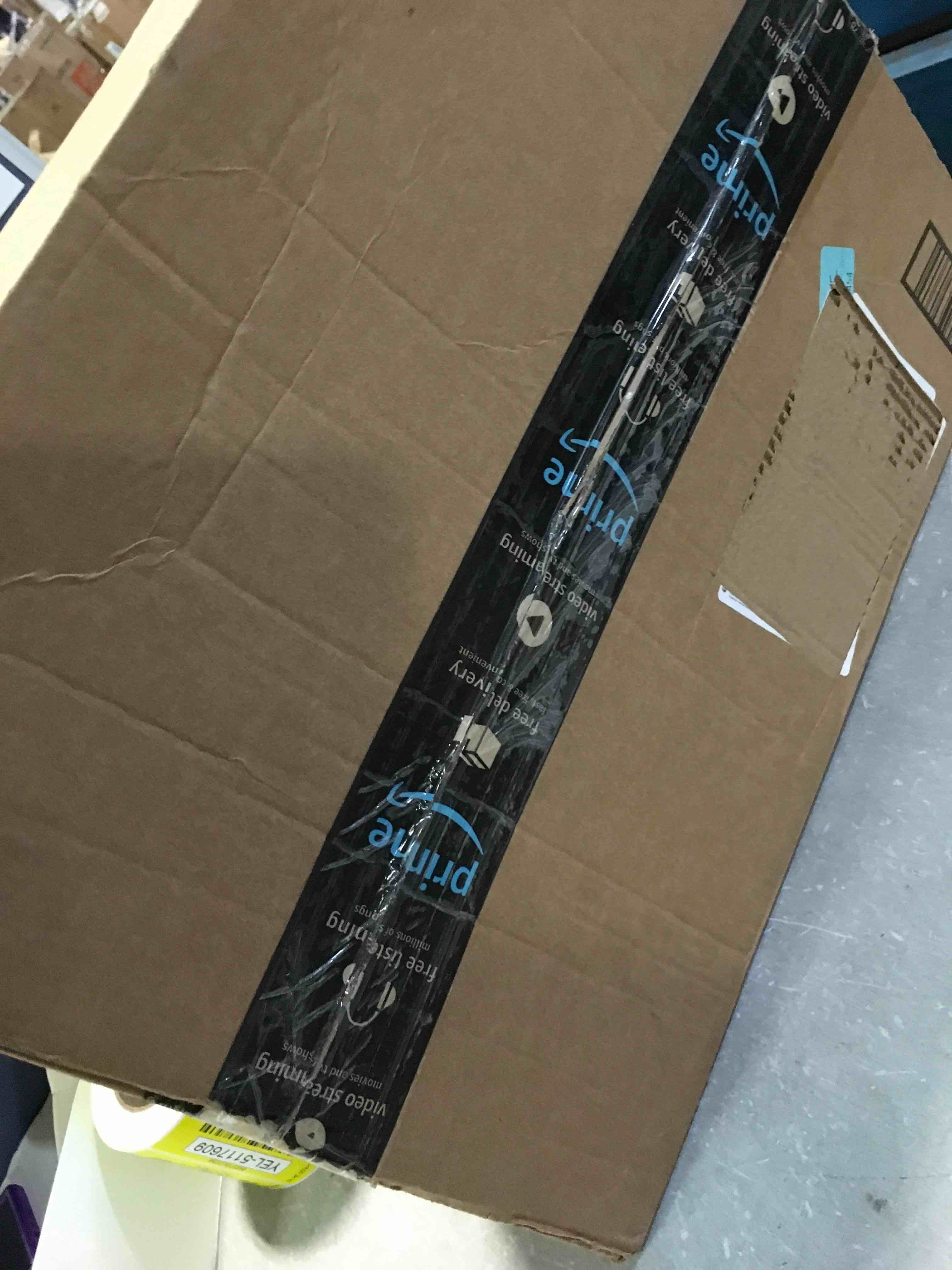 https://s3.amazonaws.com/lotting-images-prod/bidfta/YEL5117604_1692878551572.jpeg