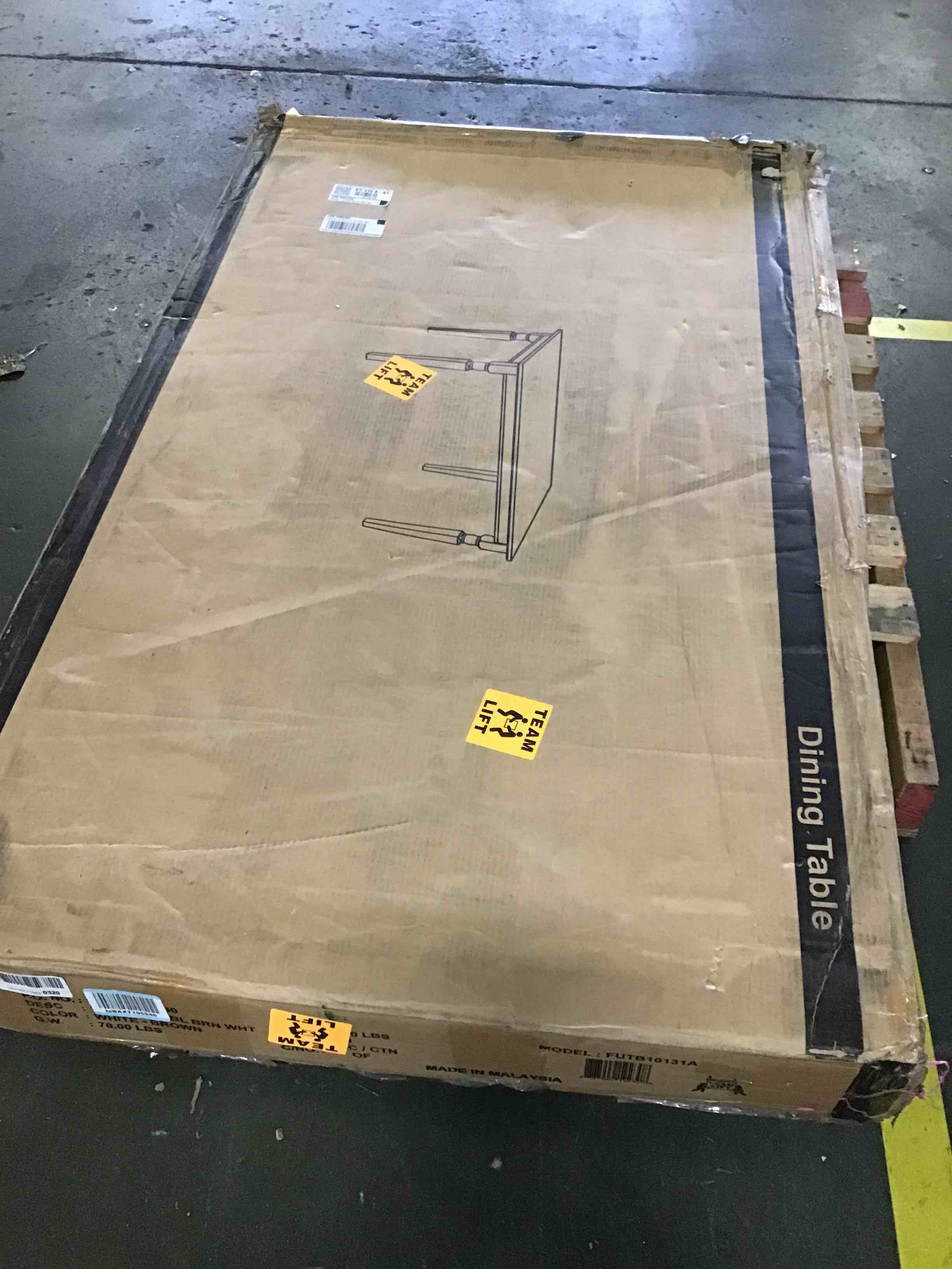 https://s3.amazonaws.com/lotting-images-prod/bidfta/YEL5118517_1692287277086.jpeg