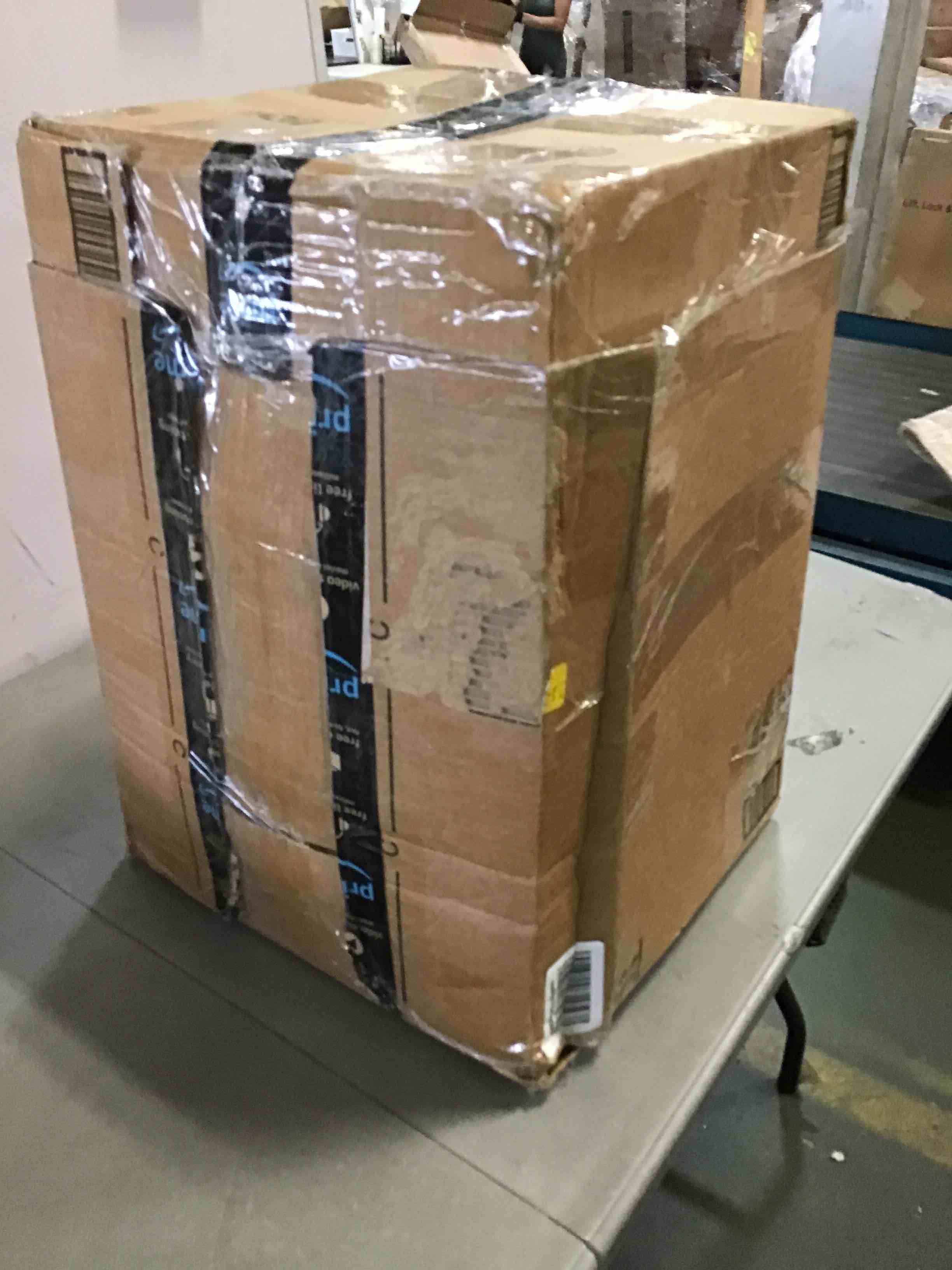 https://s3.amazonaws.com/lotting-images-prod/bidfta/YEL5118649_1692371255966.jpeg