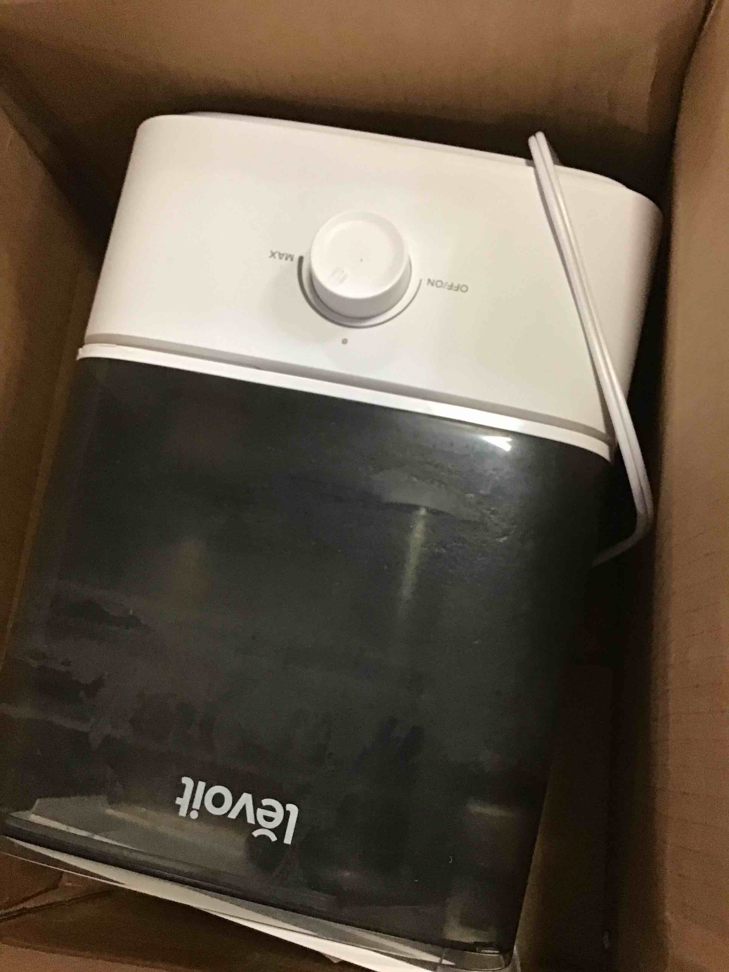 https://s3.amazonaws.com/lotting-images-prod/bidfta/YEL5118660_1692374169941.jpeg