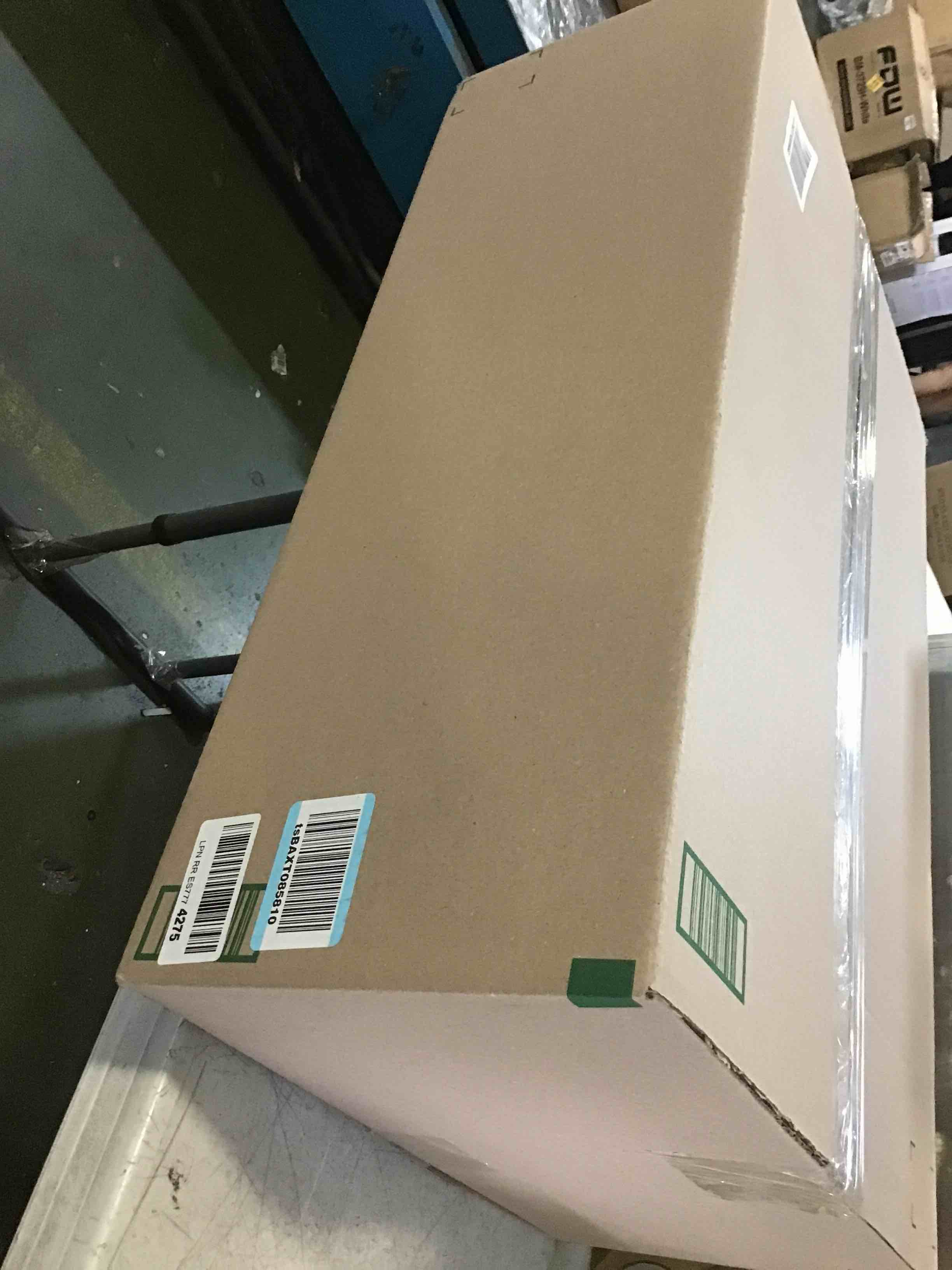 https://s3.amazonaws.com/lotting-images-prod/bidfta/YEL5119623_1692986549196.jpeg
