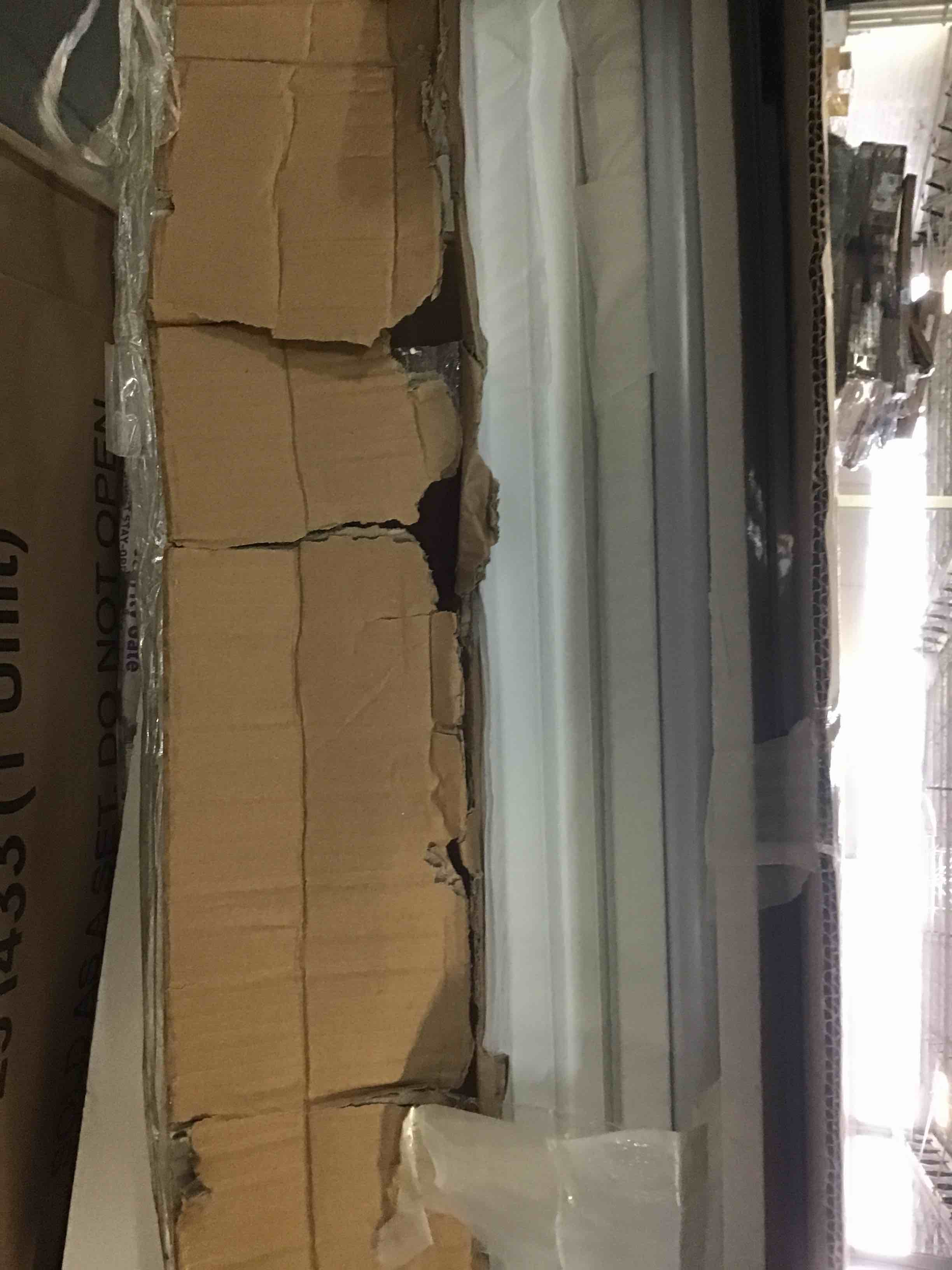https://s3.amazonaws.com/lotting-images-prod/bidfta/YEL5119732_1693057732691.jpeg