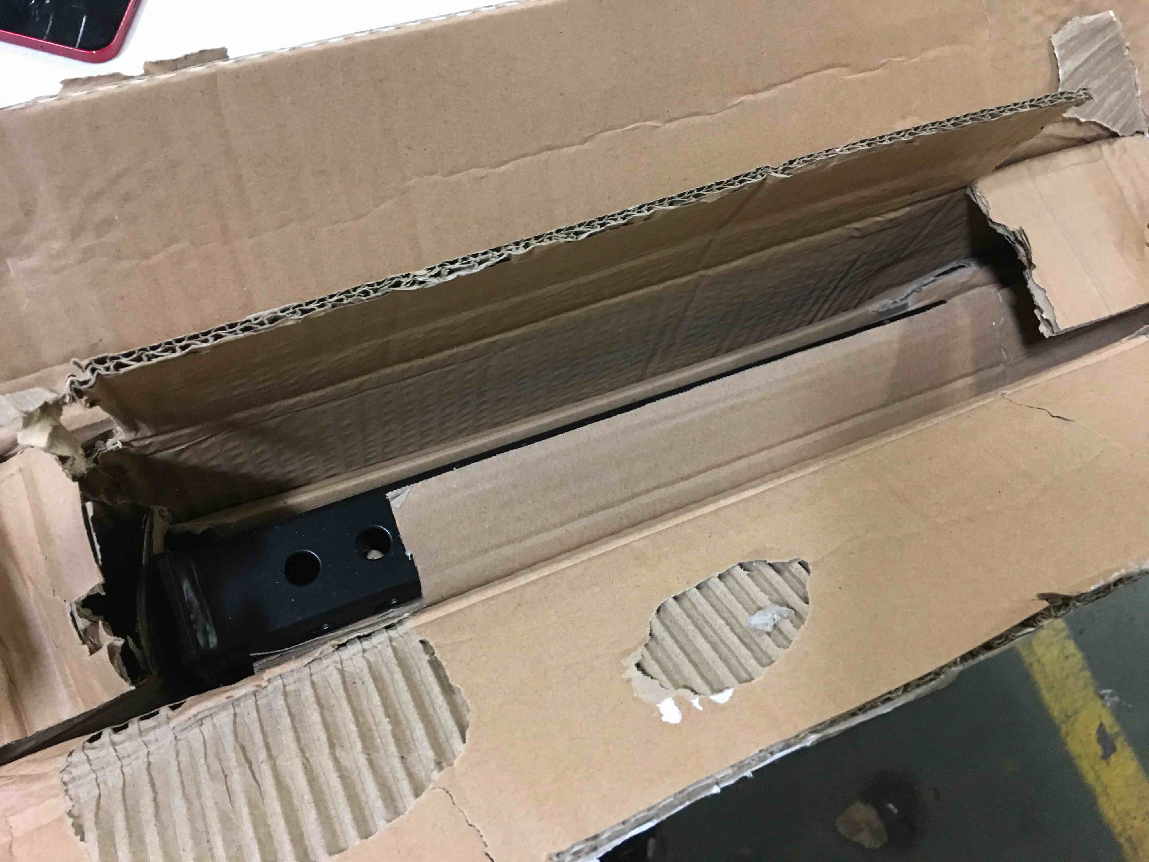 https://s3.amazonaws.com/lotting-images-prod/bidfta/YEL5119922_1693398587057.jpeg