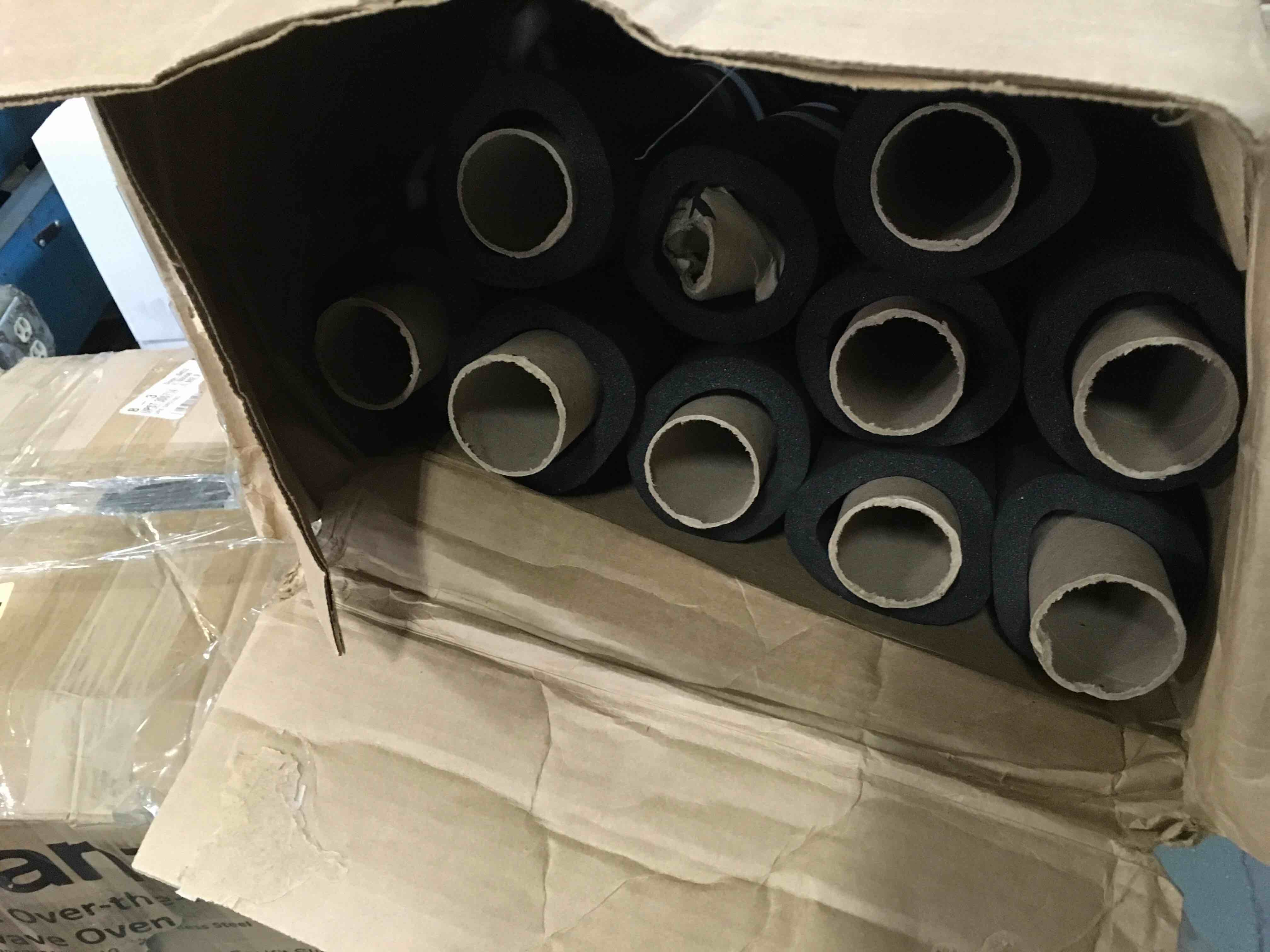 https://s3.amazonaws.com/lotting-images-prod/bidfta/YEL5119929_1693400212137.jpeg