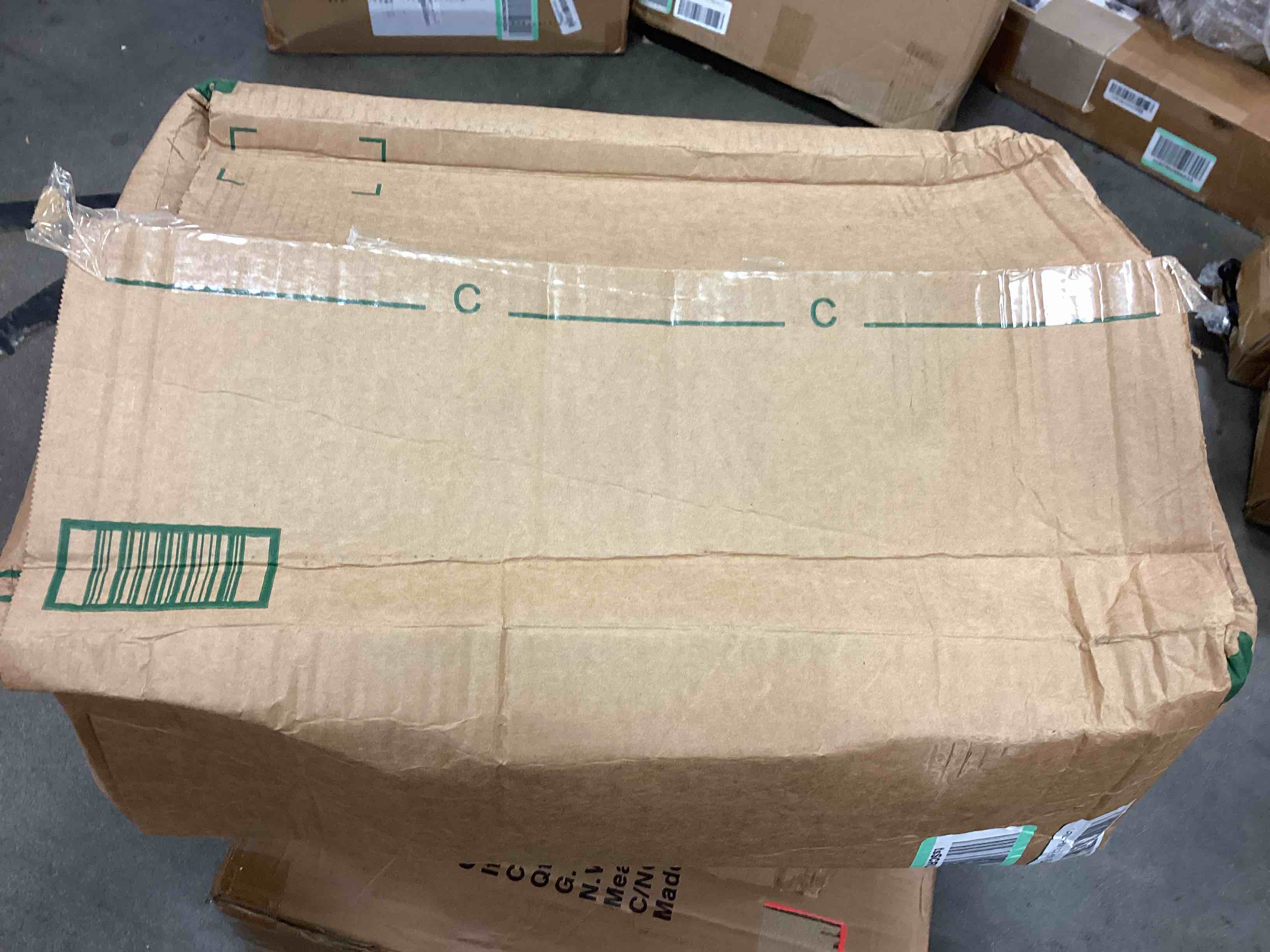 https://s3.amazonaws.com/lotting-images-prod/bidfta/YEL5120447_1693402140846.jpeg