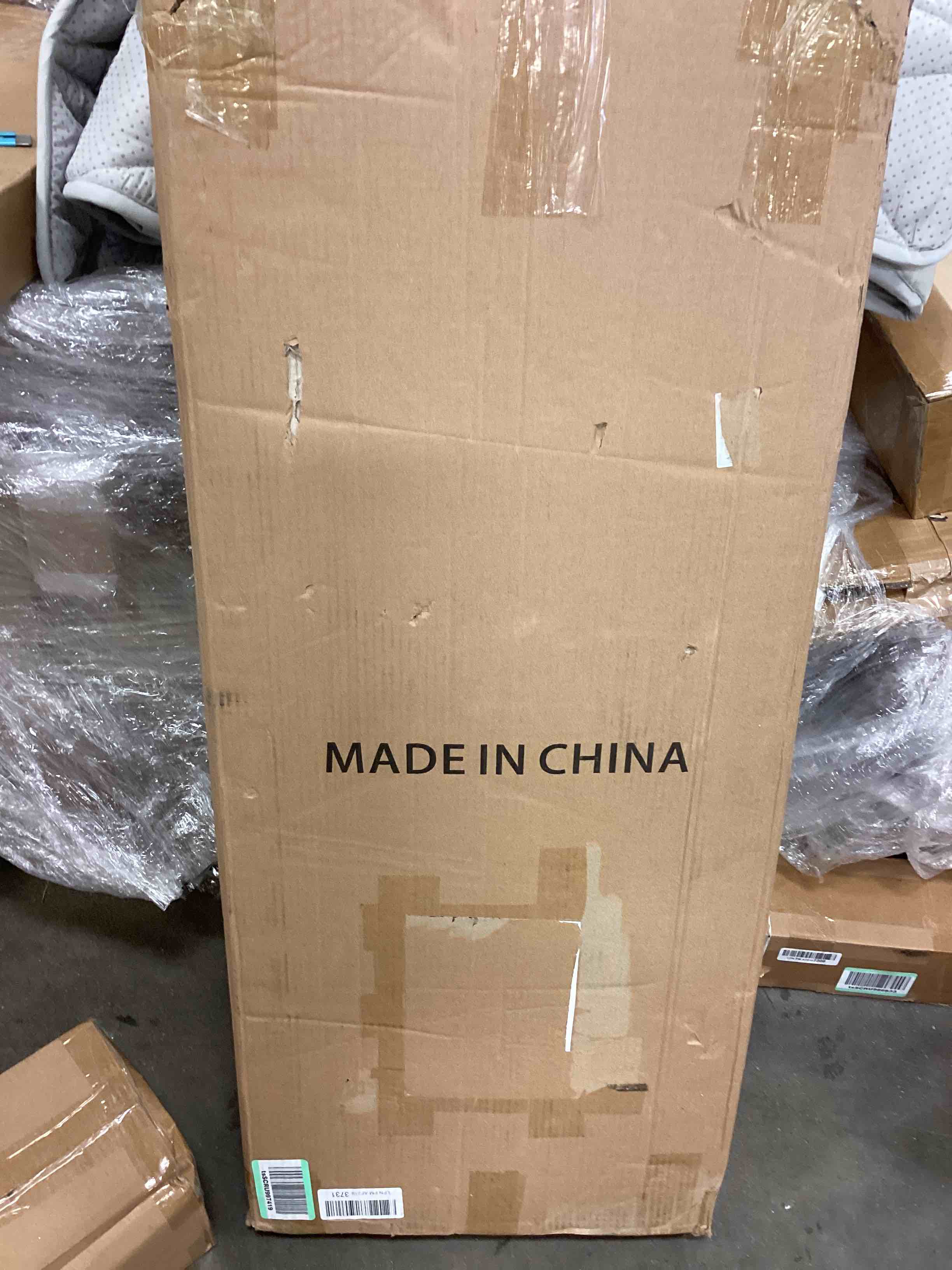 https://s3.amazonaws.com/lotting-images-prod/bidfta/YEL5120451_1693402565954.jpeg