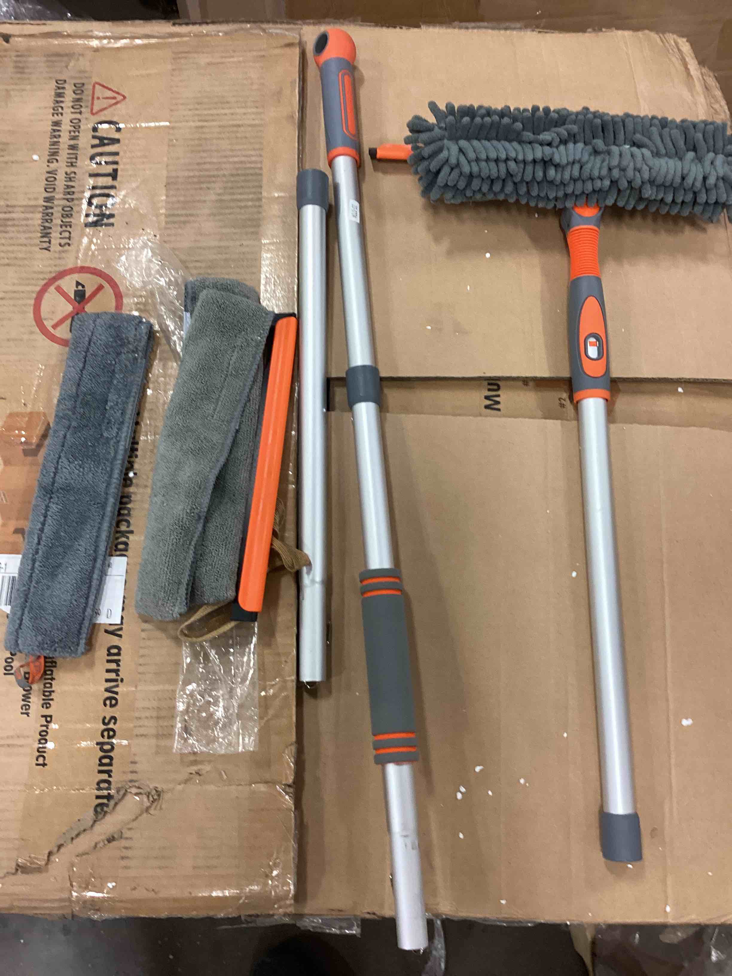 https://s3.amazonaws.com/lotting-images-prod/bidfta/YEL5120496_1693489984955.jpeg