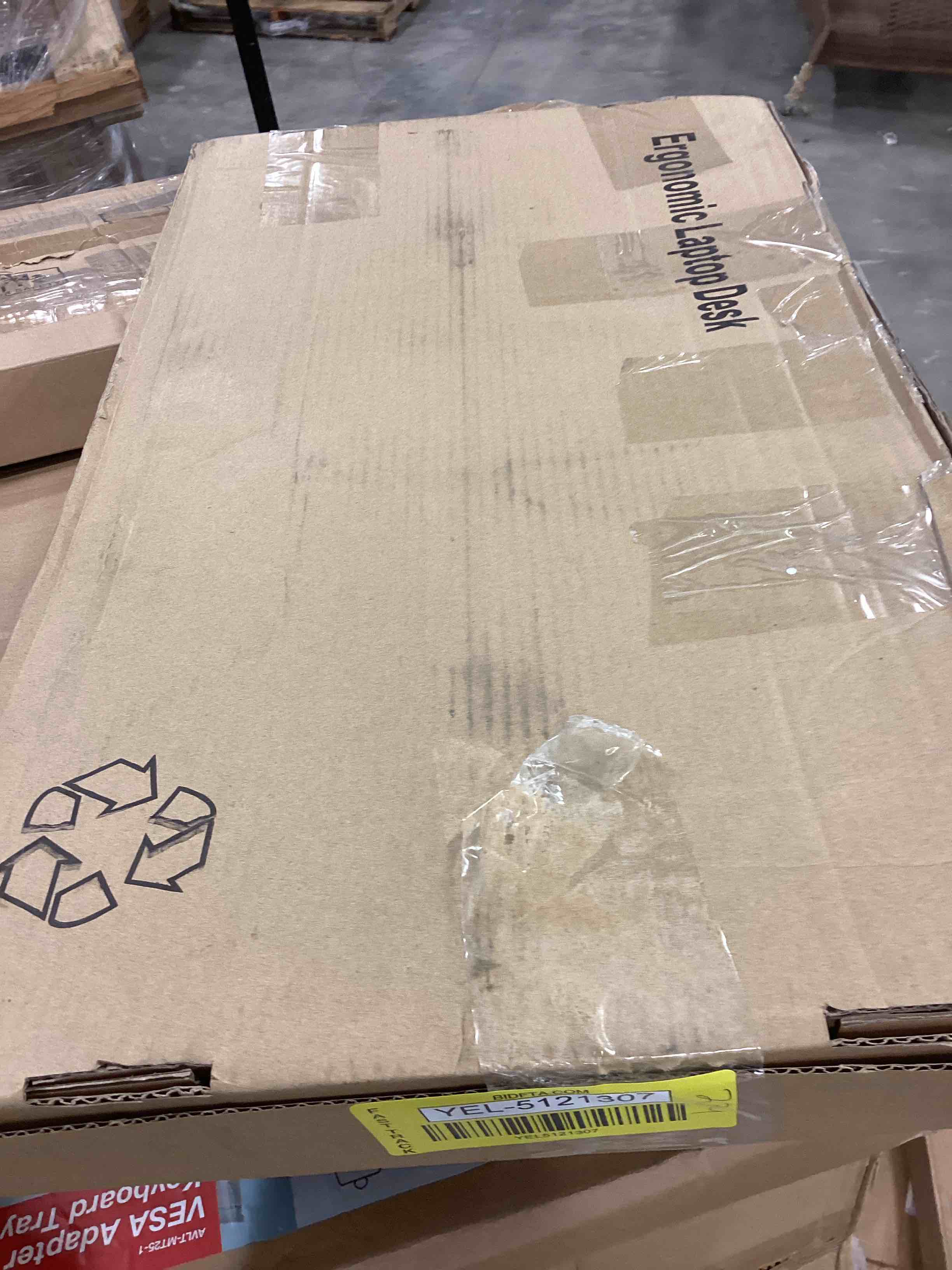 https://s3.amazonaws.com/lotting-images-prod/bidfta/YEL5121307_1695064526111.jpeg