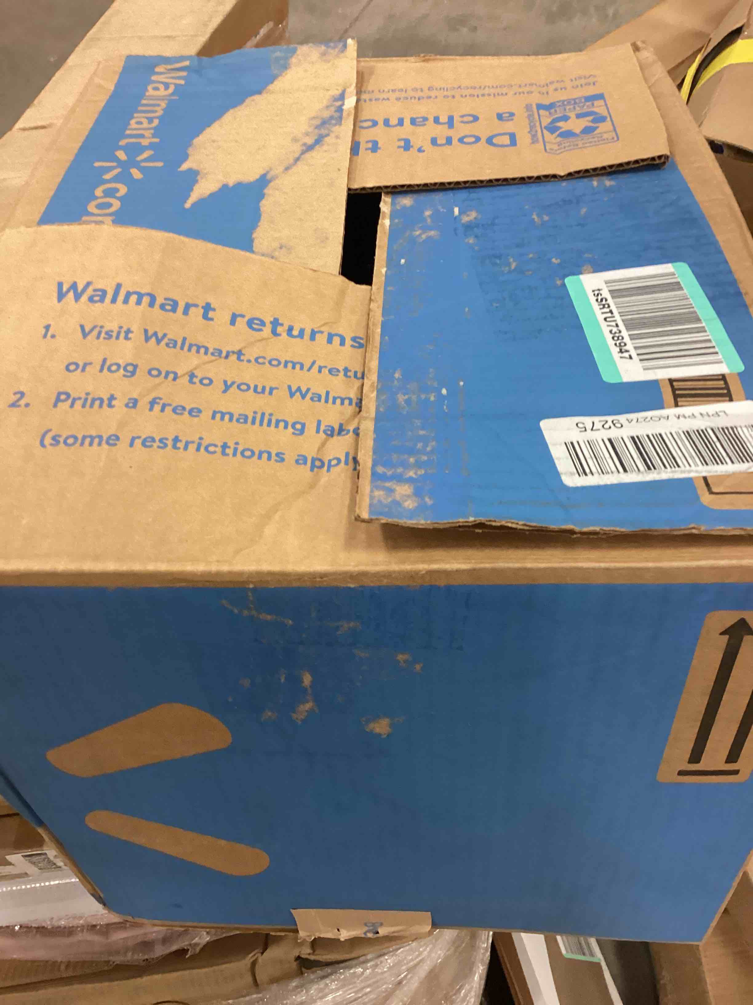 https://s3.amazonaws.com/lotting-images-prod/bidfta/YEL5121321_1695125687881.jpeg