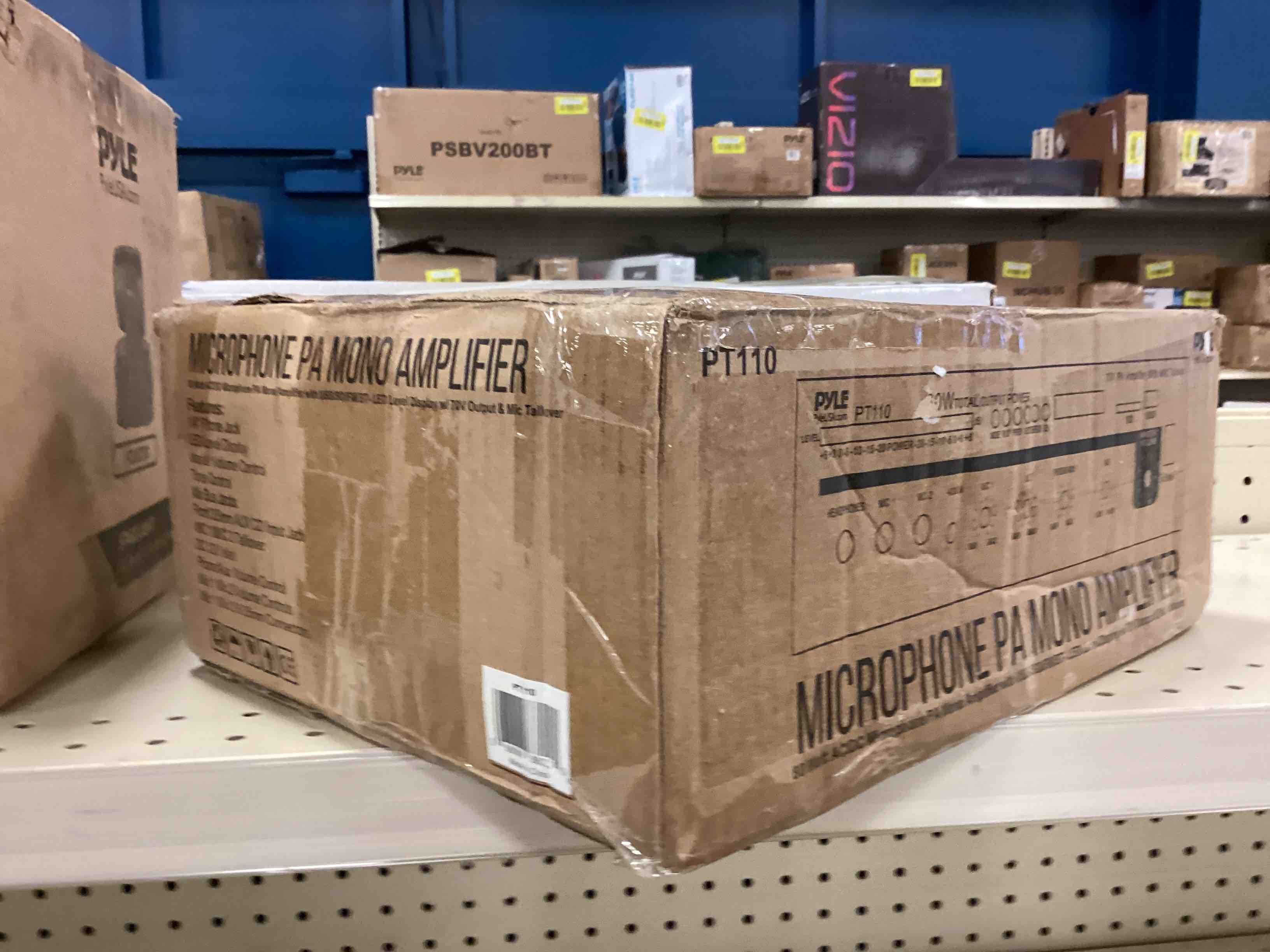 https://s3.amazonaws.com/lotting-images-prod/bidfta/YEL5124442_1693920182302.jpeg