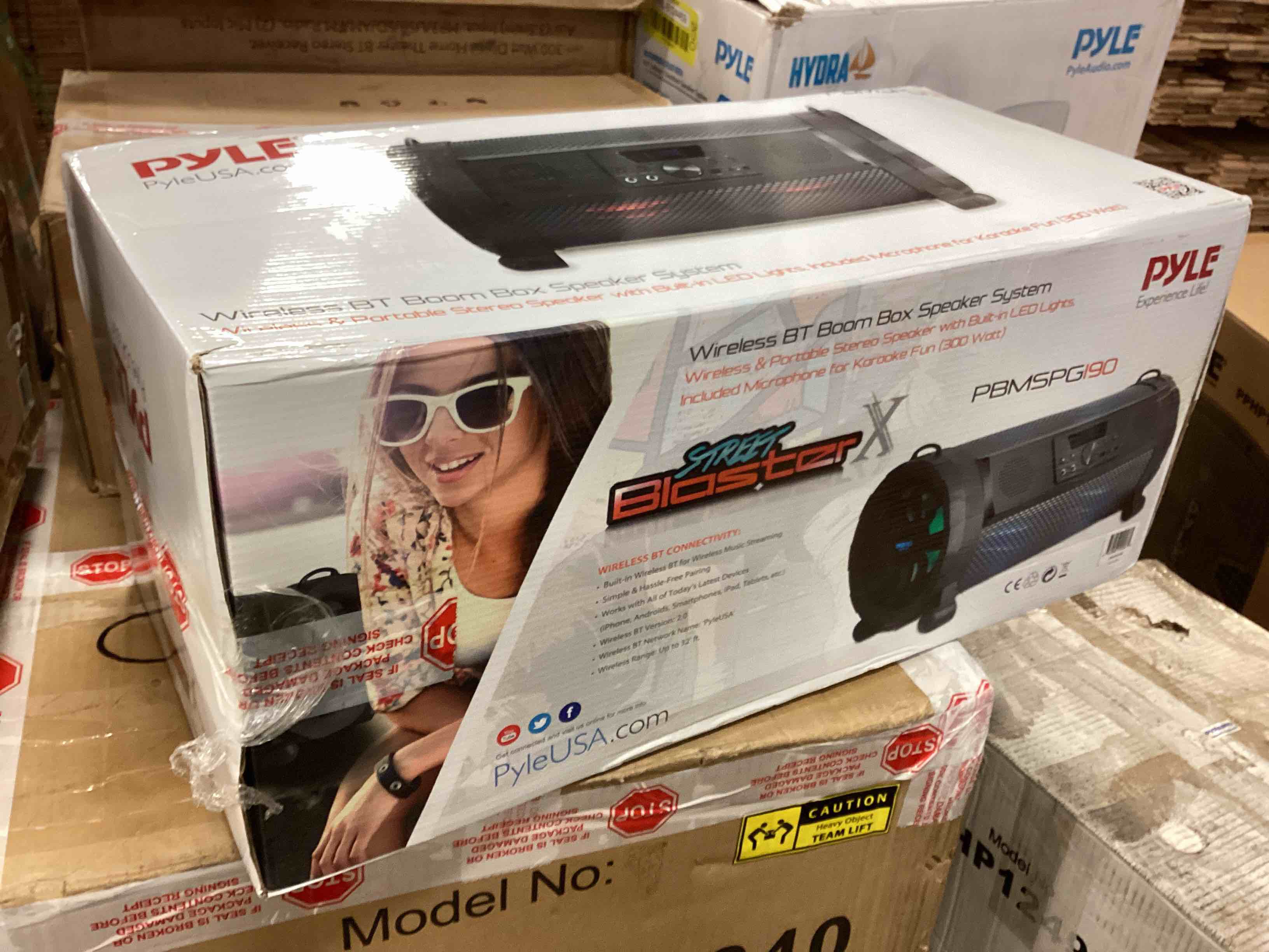 https://s3.amazonaws.com/lotting-images-prod/bidfta/YEL5124487_1693925156612.jpeg