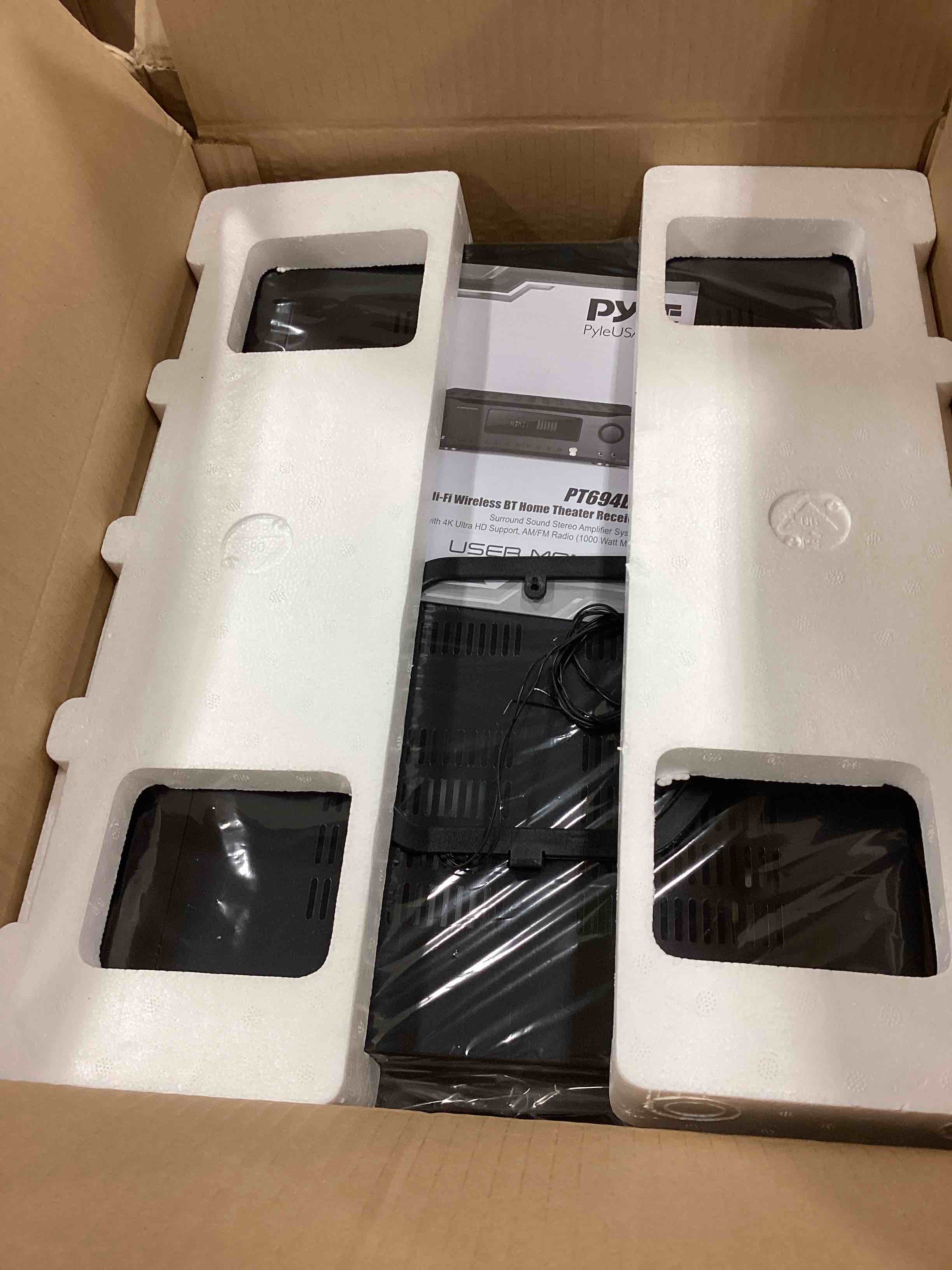 https://s3.amazonaws.com/lotting-images-prod/bidfta/YEL5126141_1690303794634.jpeg