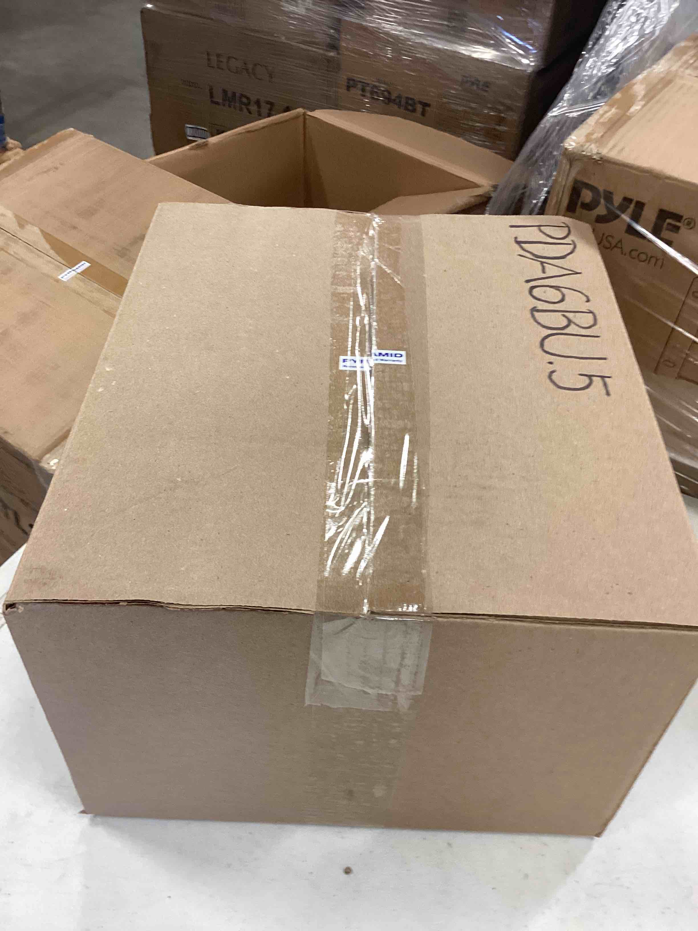 https://s3.amazonaws.com/lotting-images-prod/bidfta/YEL5126143_1690304439725.jpeg