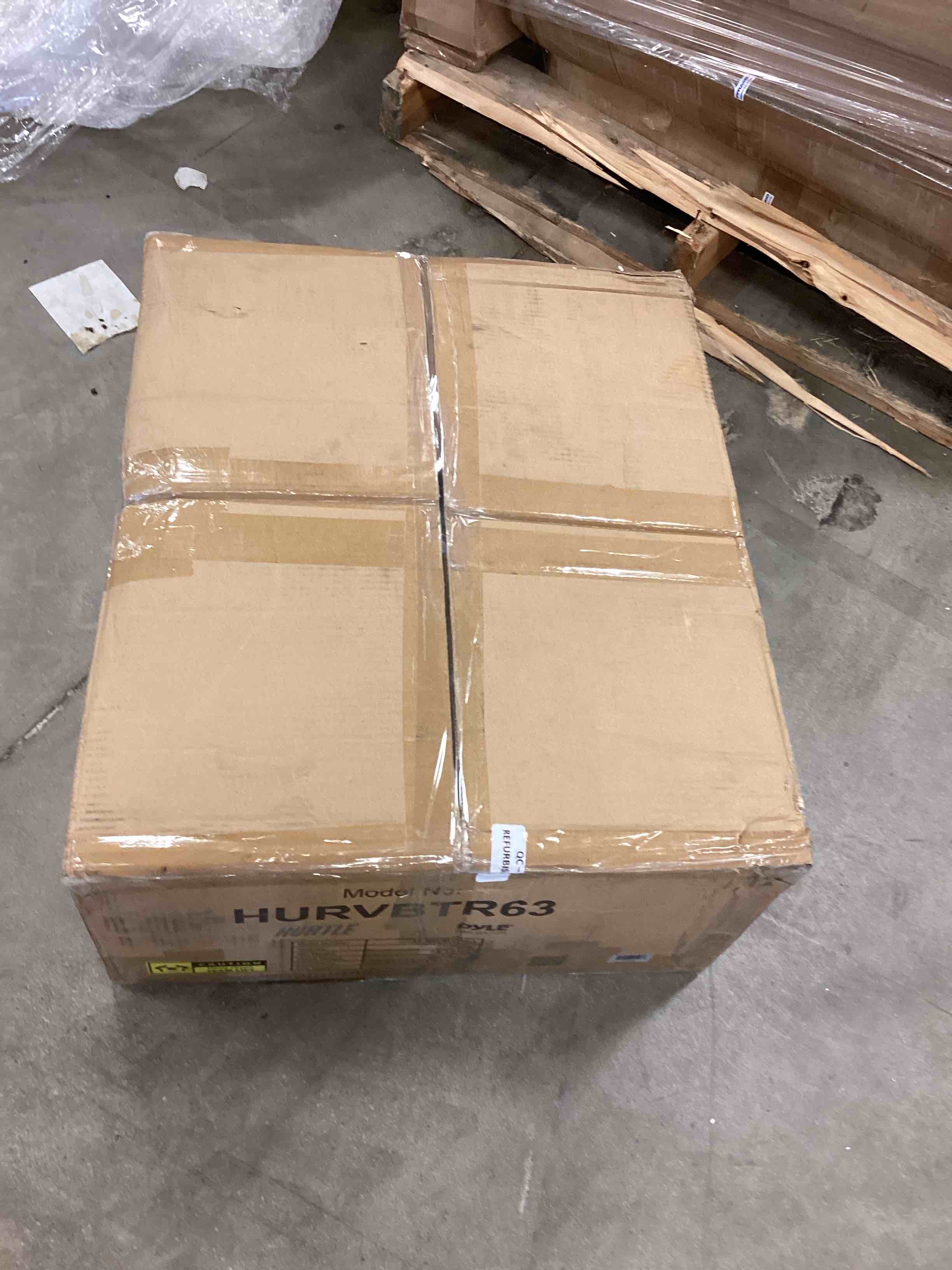 https://s3.amazonaws.com/lotting-images-prod/bidfta/YEL5126554_1690574886115.jpeg