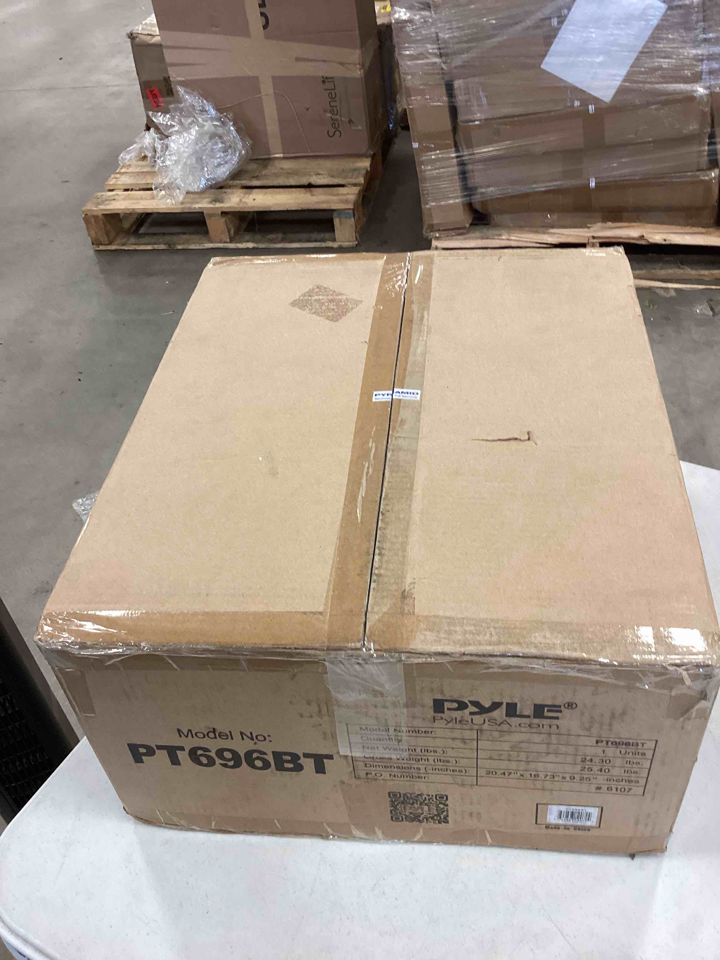 https://s3.amazonaws.com/lotting-images-prod/bidfta/YEL5126560_1690805242226.jpeg