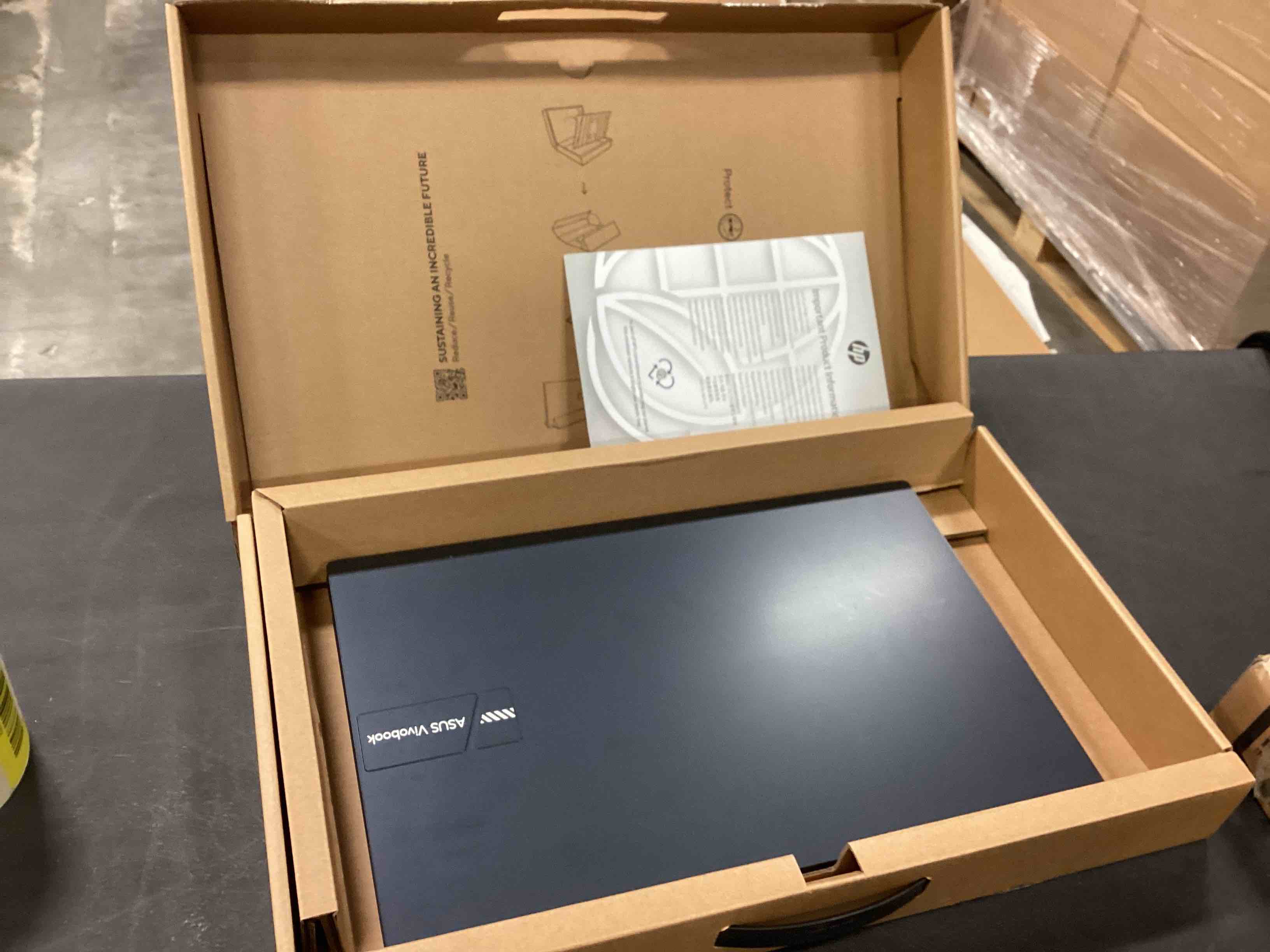 https://s3.amazonaws.com/lotting-images-prod/bidfta/YEL5127072_1698075274042.jpeg