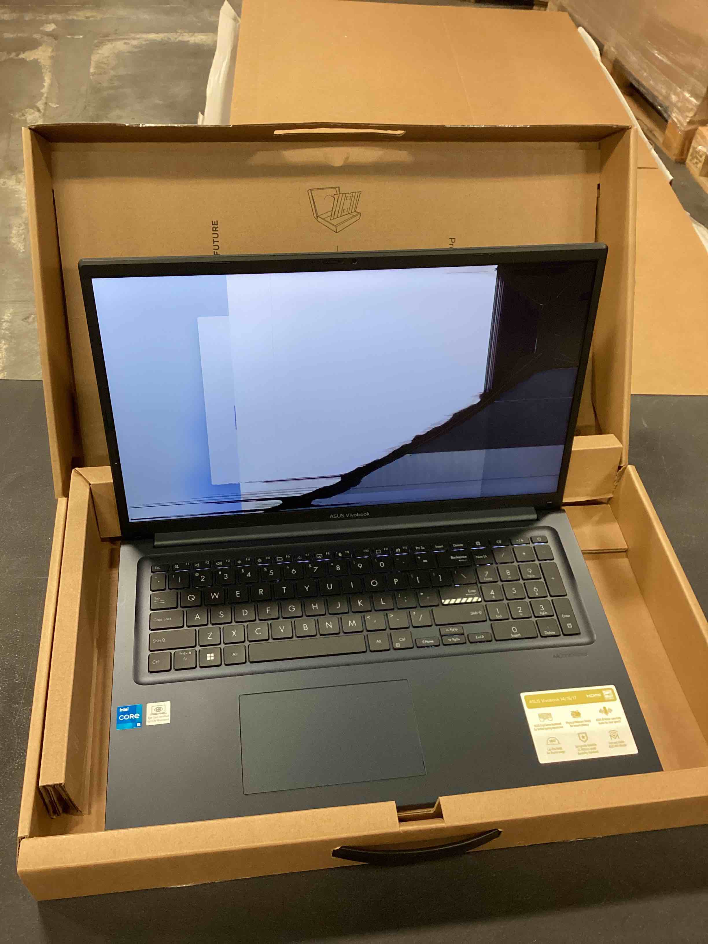 https://s3.amazonaws.com/lotting-images-prod/bidfta/YEL5127072_1698075284785.jpeg