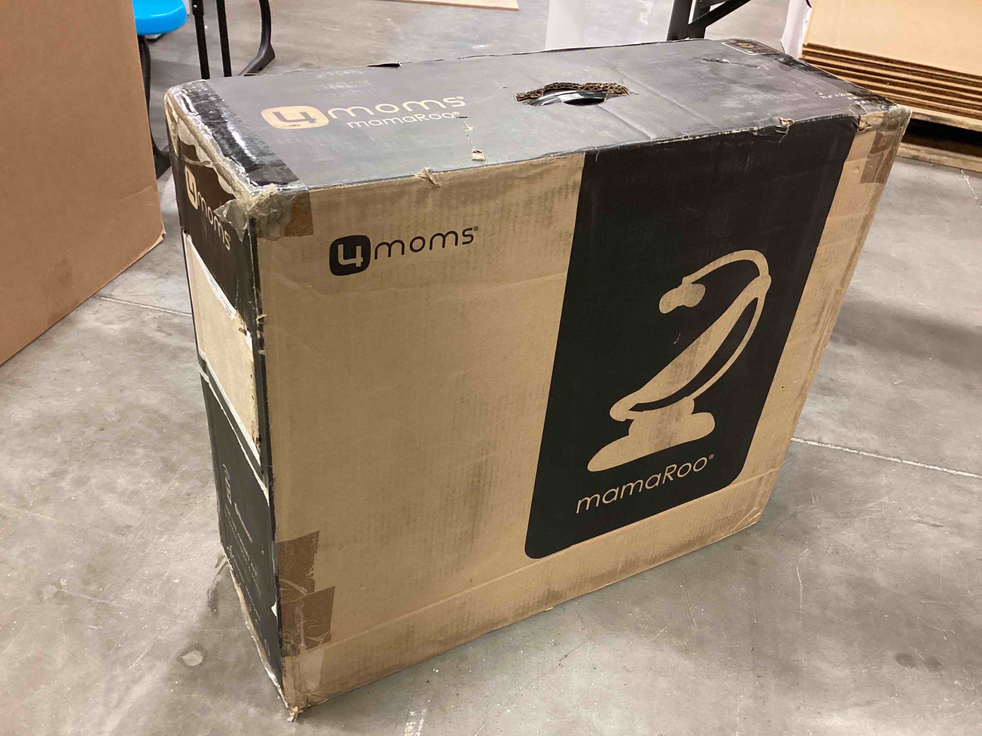 https://s3.amazonaws.com/lotting-images-prod/bidfta/YEL5127079_1698076269979.jpeg