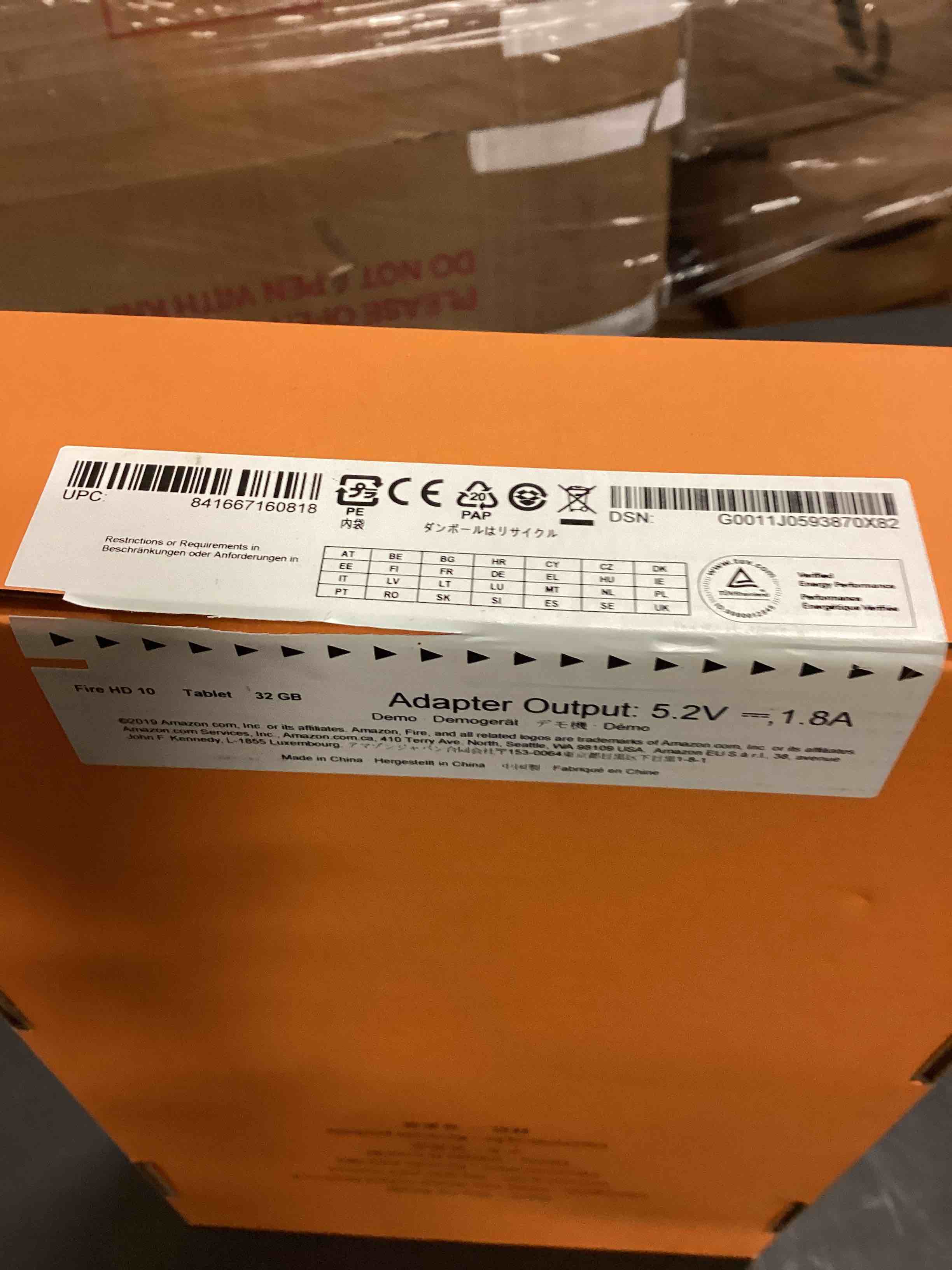 https://s3.amazonaws.com/lotting-images-prod/bidfta/YEL5127100_1701266330198.jpeg