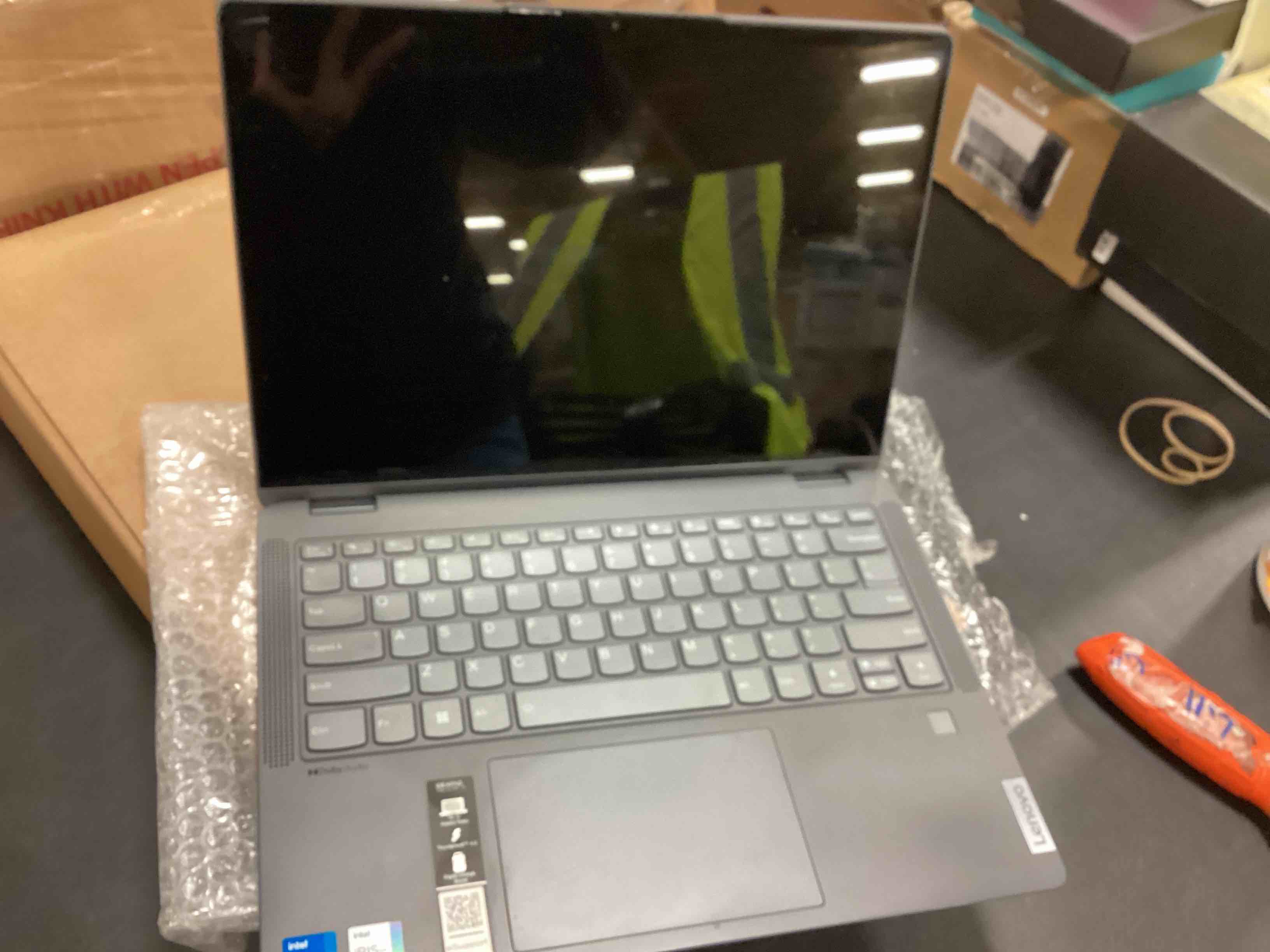 https://s3.amazonaws.com/lotting-images-prod/bidfta/YEL5127116_1701268742060.jpeg