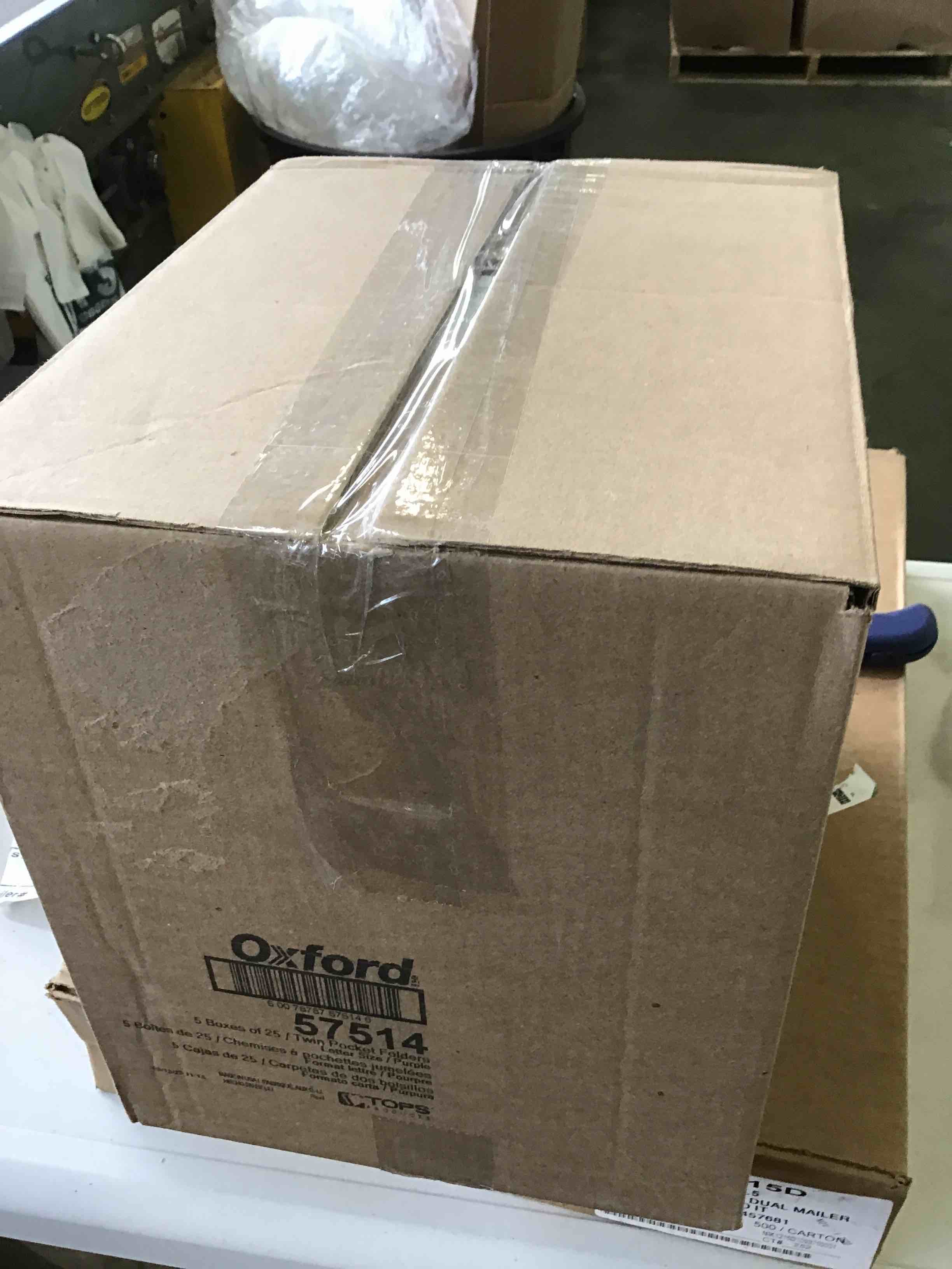 https://s3.amazonaws.com/lotting-images-prod/bidfta/YEL5132135_1686842339827.jpeg