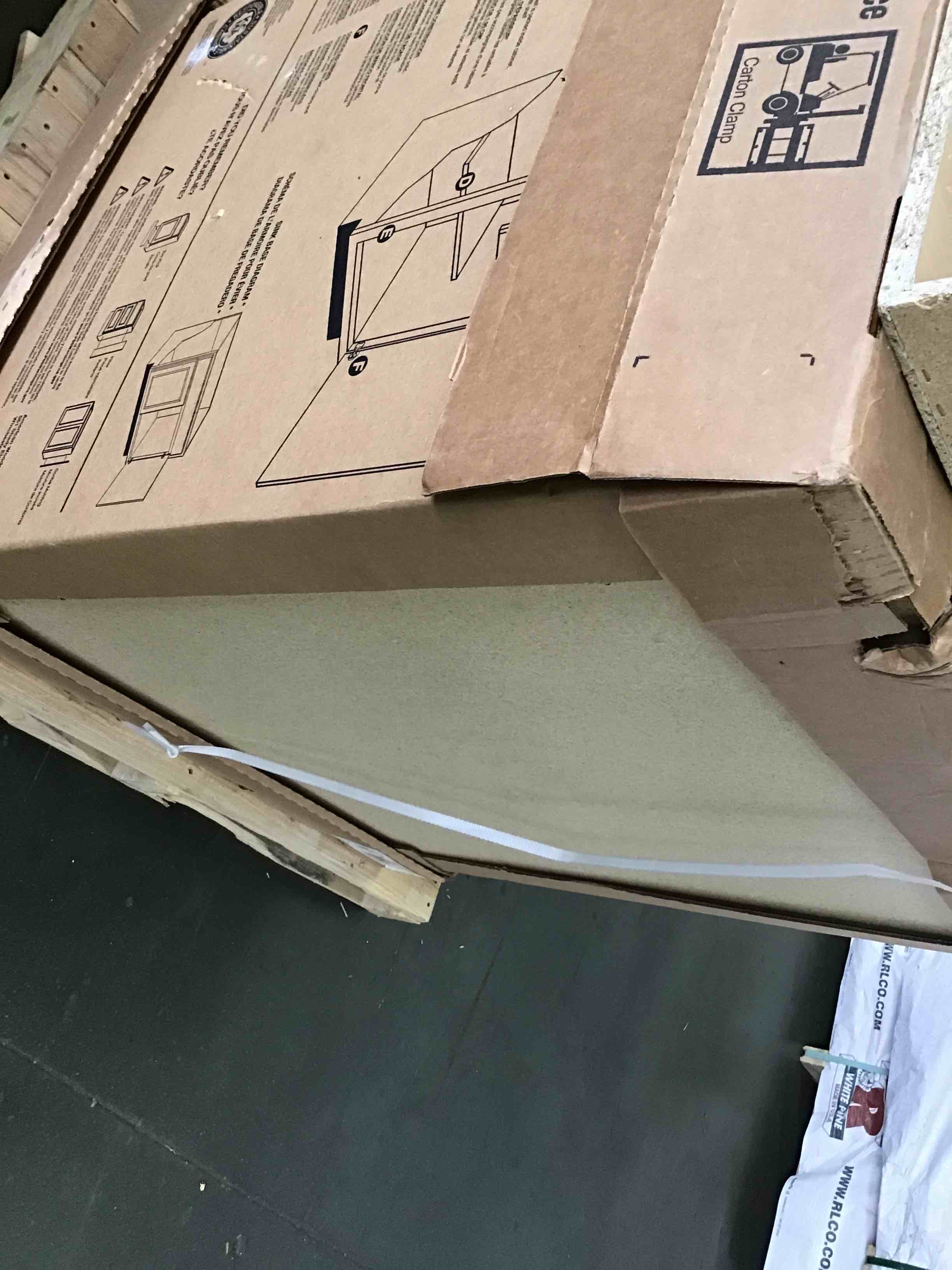 https://s3.amazonaws.com/lotting-images-prod/bidfta/YEL5139951_1686938635218.jpeg