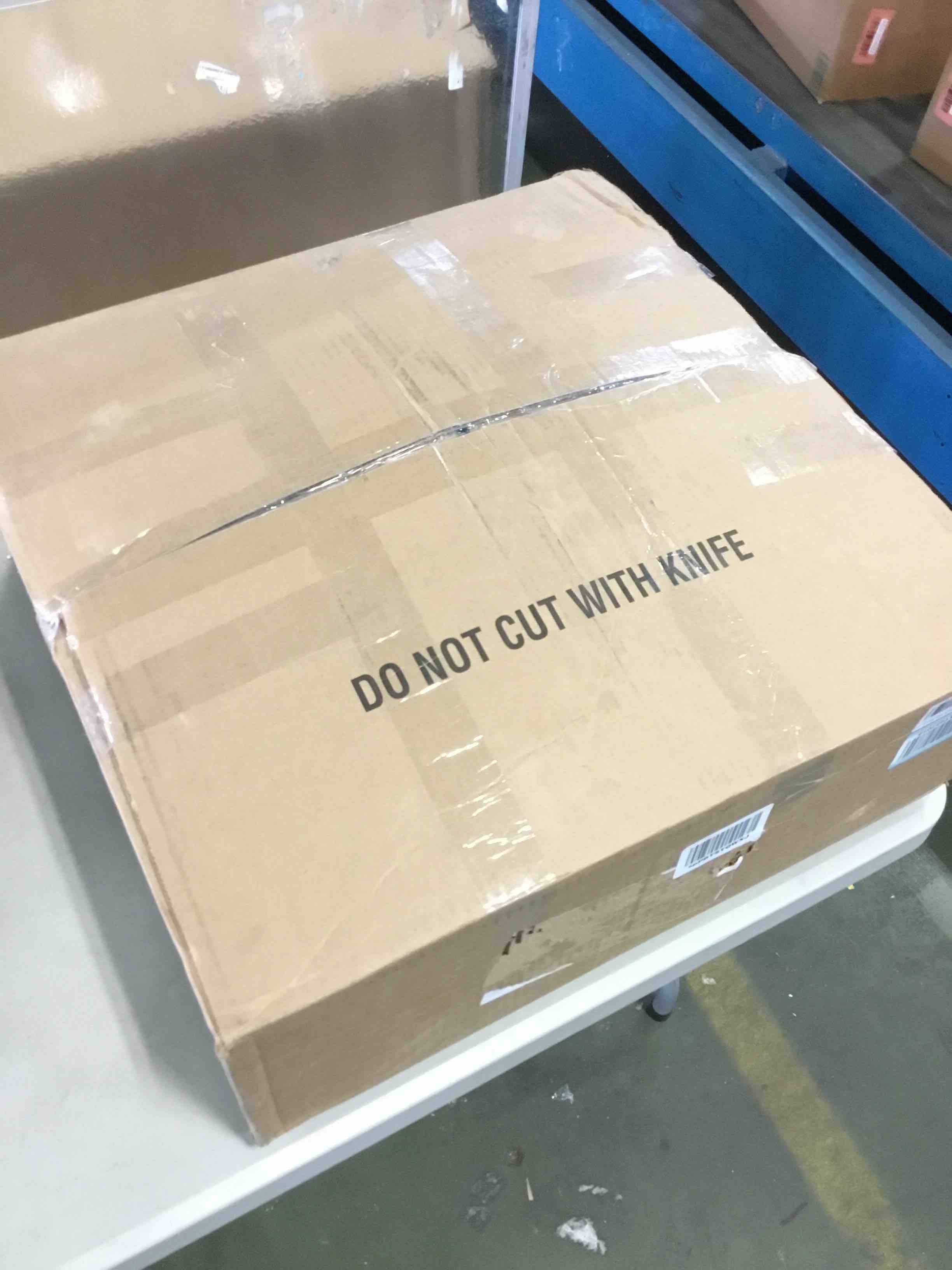 https://s3.amazonaws.com/lotting-images-prod/bidfta/YEL5140518_1687542037927.jpeg